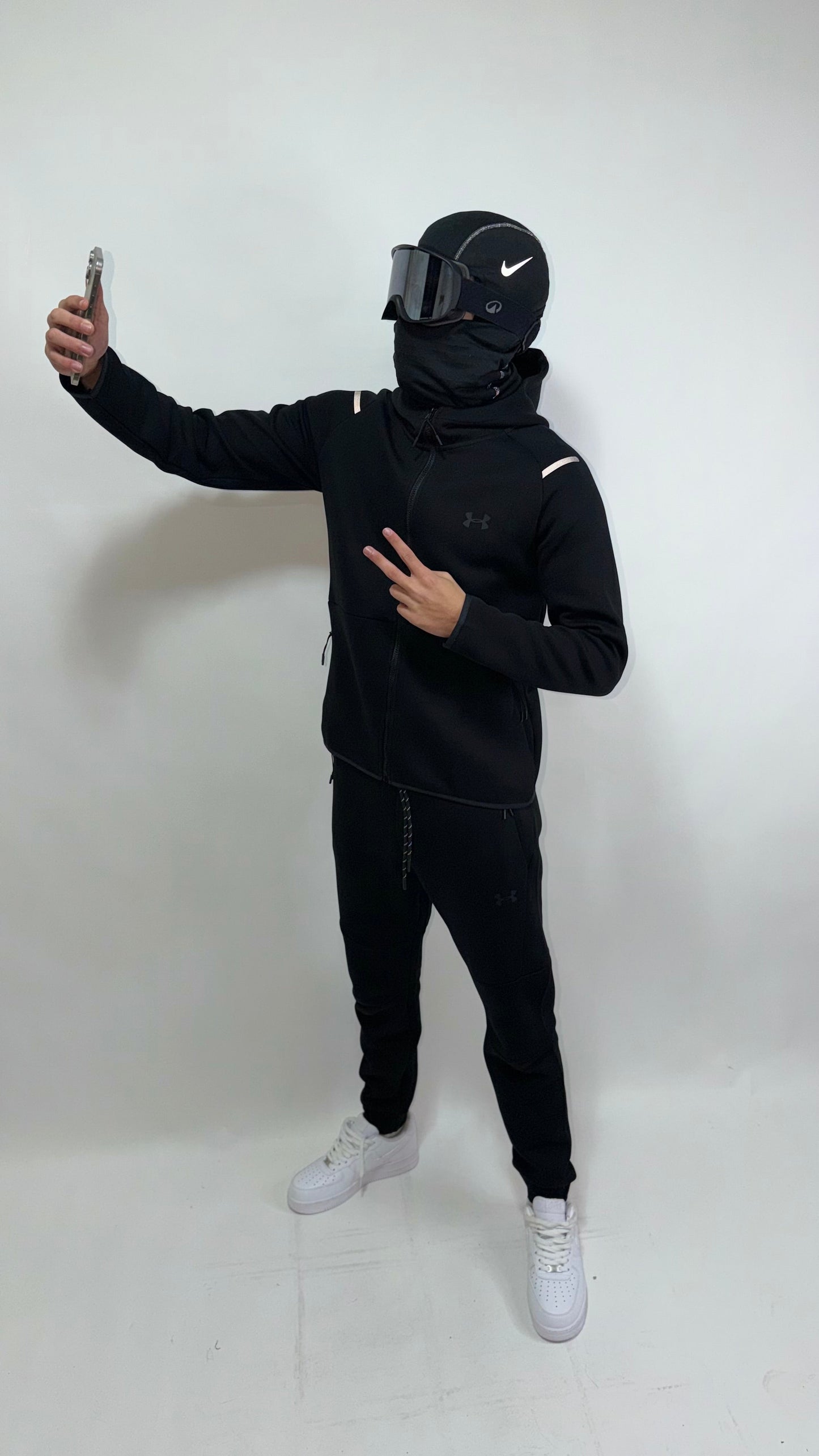 CHANDAL UNDER ARMOUR