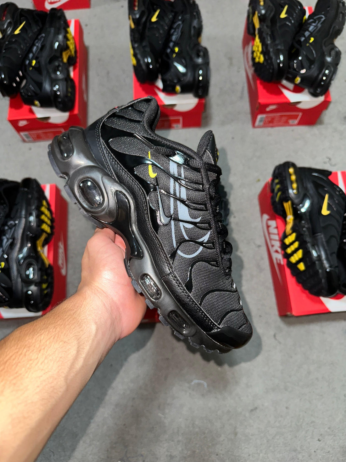 Nike Tn Black/Yellow Triple Nike