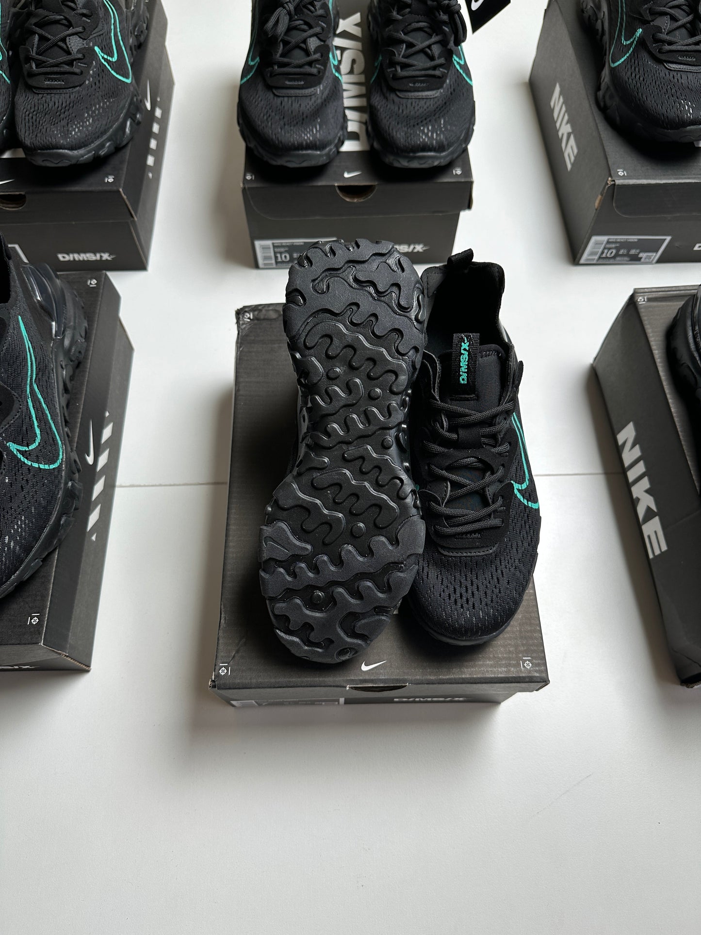 NIKE REACT VISION MX