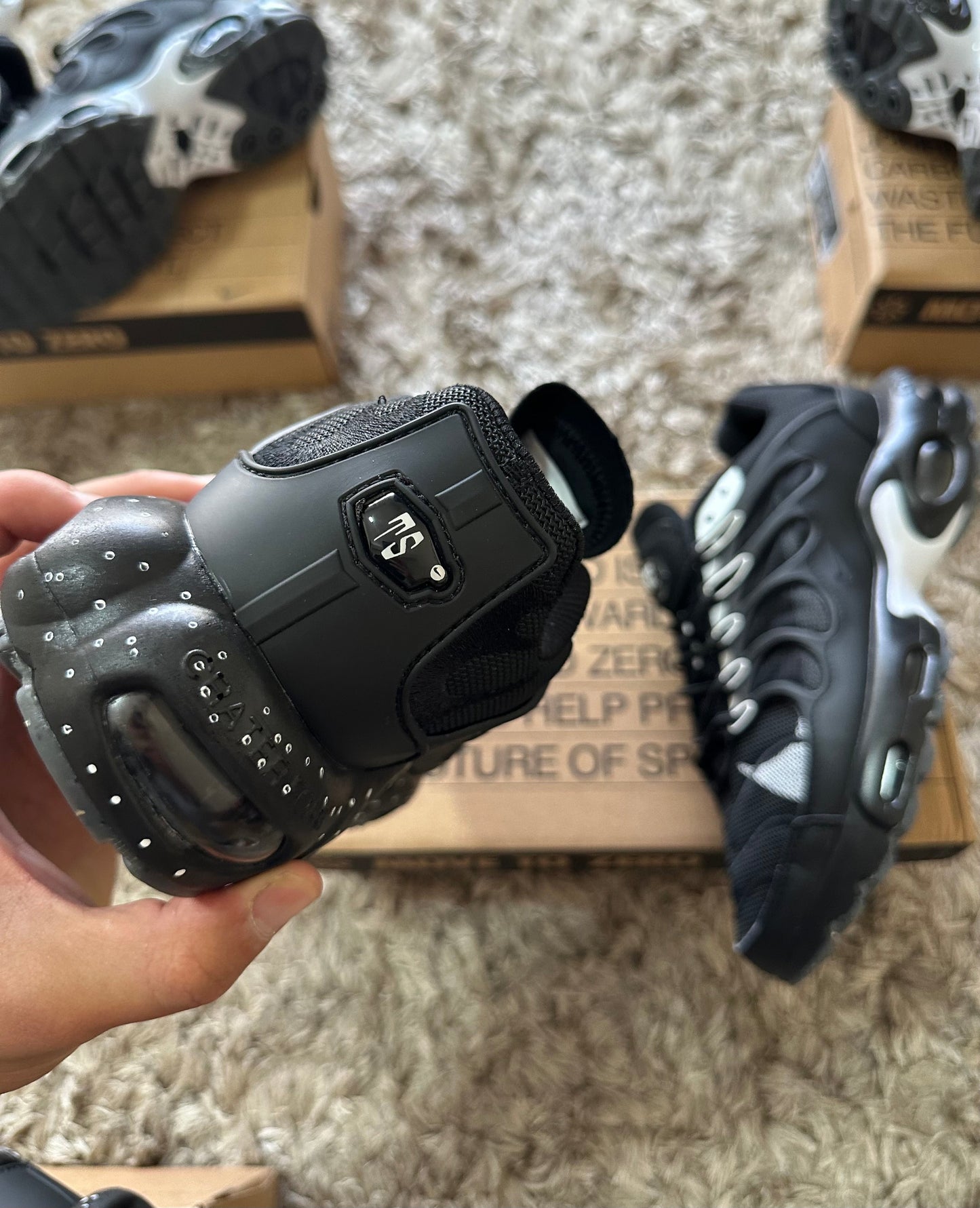 NIKE TERRASCAPE BLACK WHITE