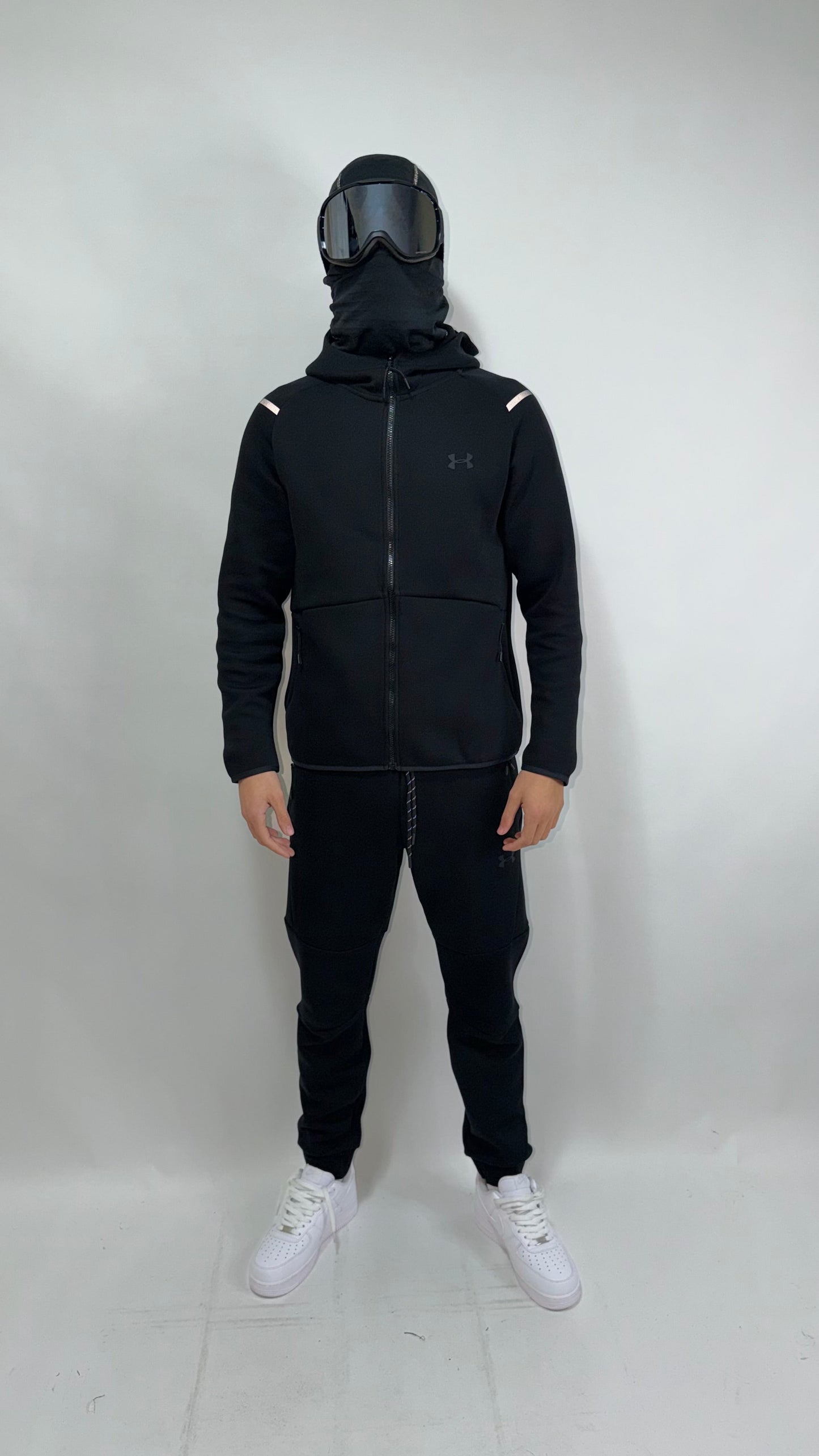 CHANDAL UNDER ARMOUR