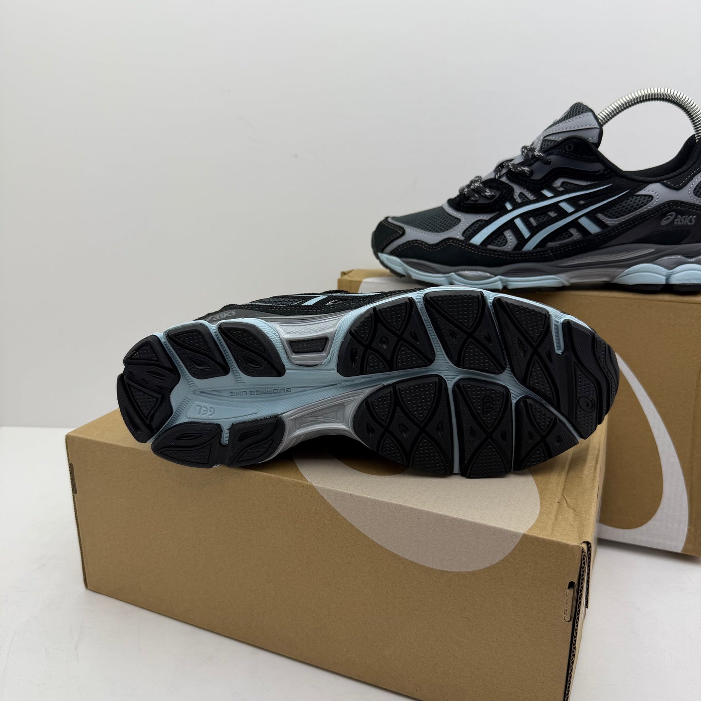 Asics Quantum Gel