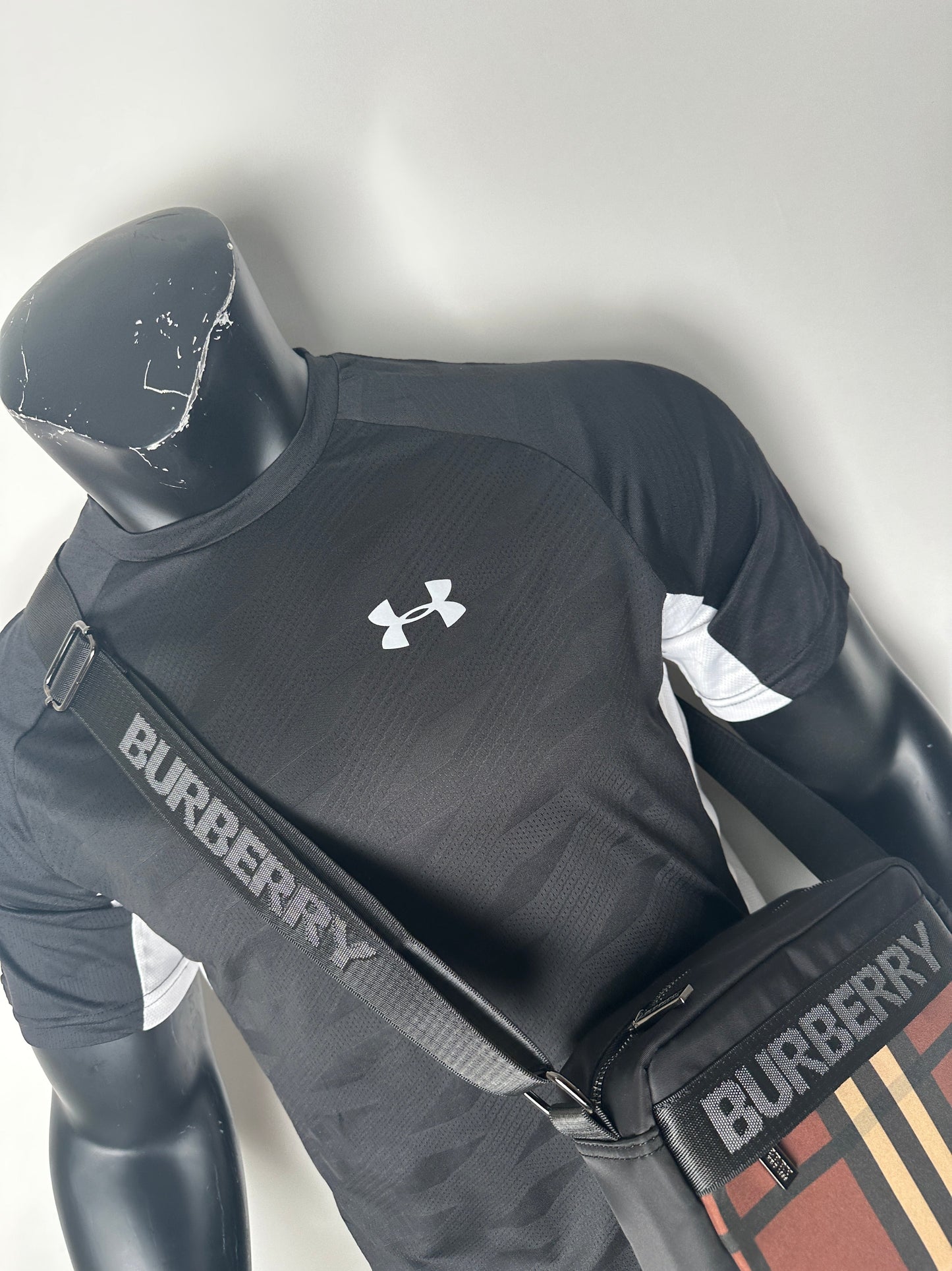 SUPER PACK 🔥 CONJUNTO UNDER ARMOUR + BANDOLERA BURBERRY ‼️