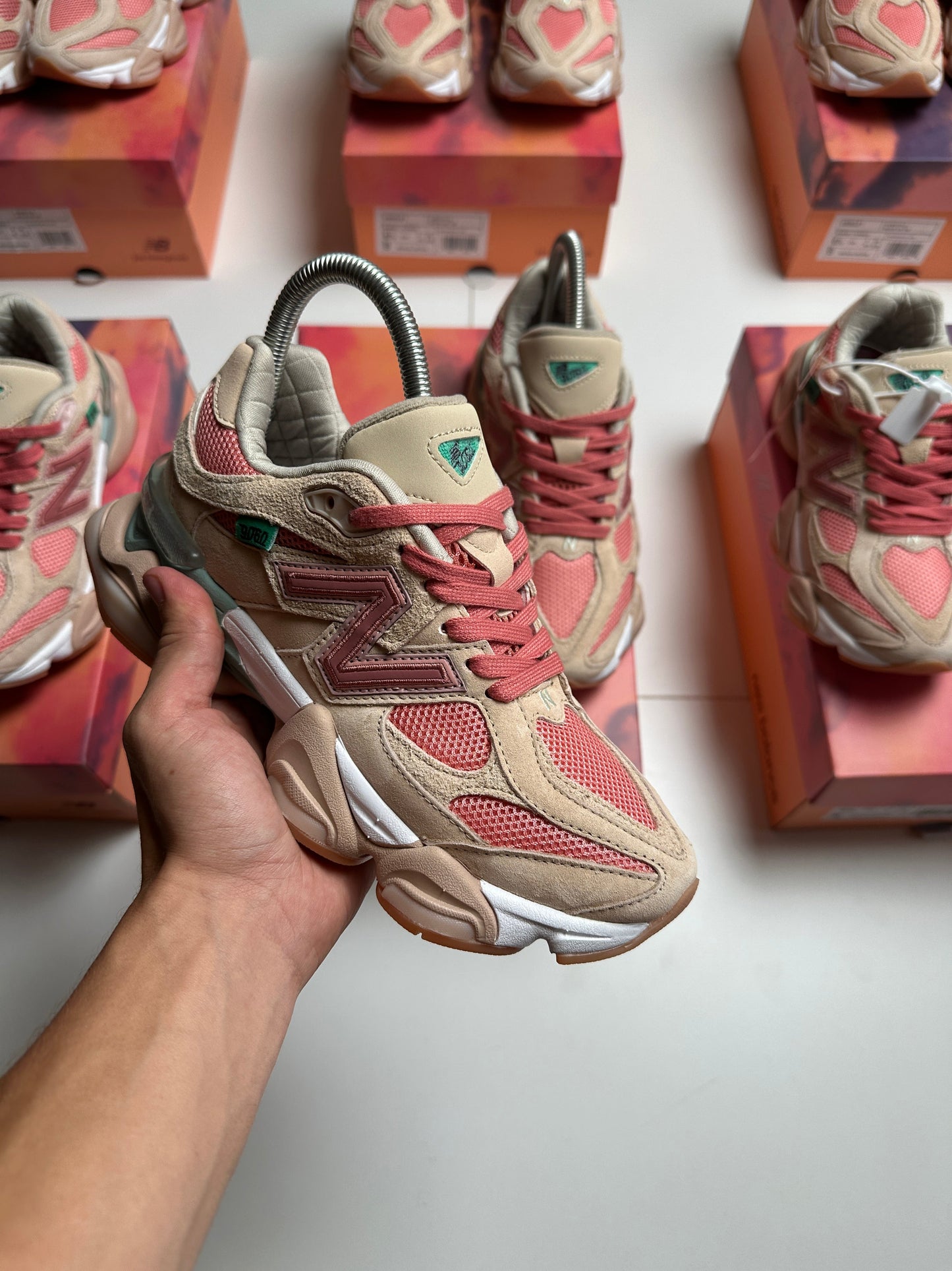 NEW BALANCE 9060