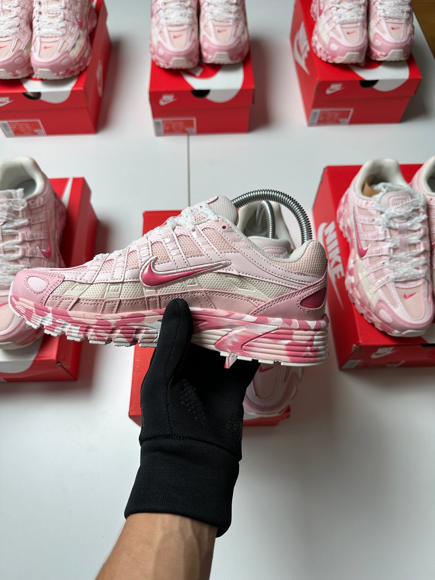 NIKE P6000 ALL PINK