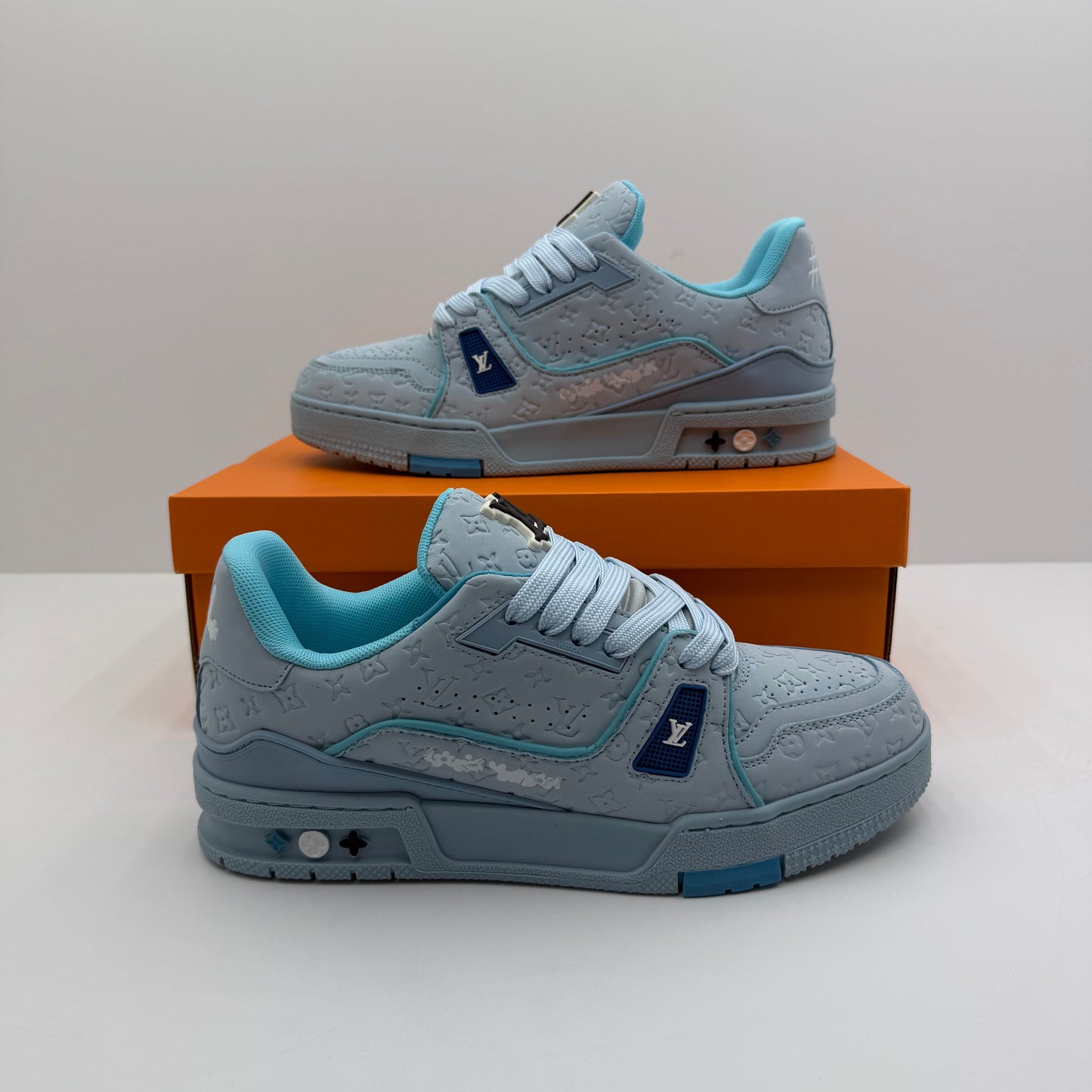 LOUIS VUITTON TRAINER