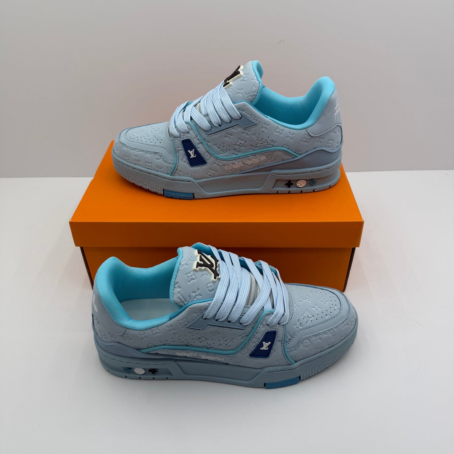 LOUIS VUITTON TRAINER
