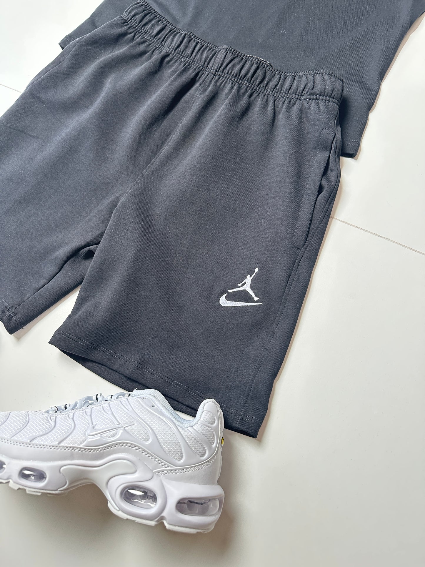Pack Conjunto Jordan + Nike Tn