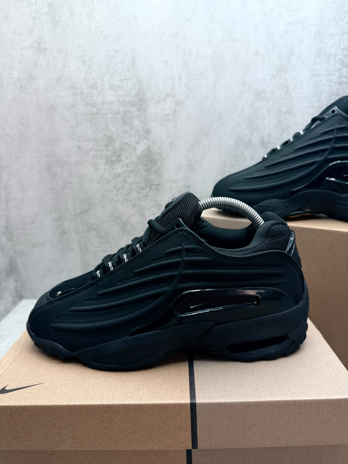 NIKE NOCTA HOT STEP ll