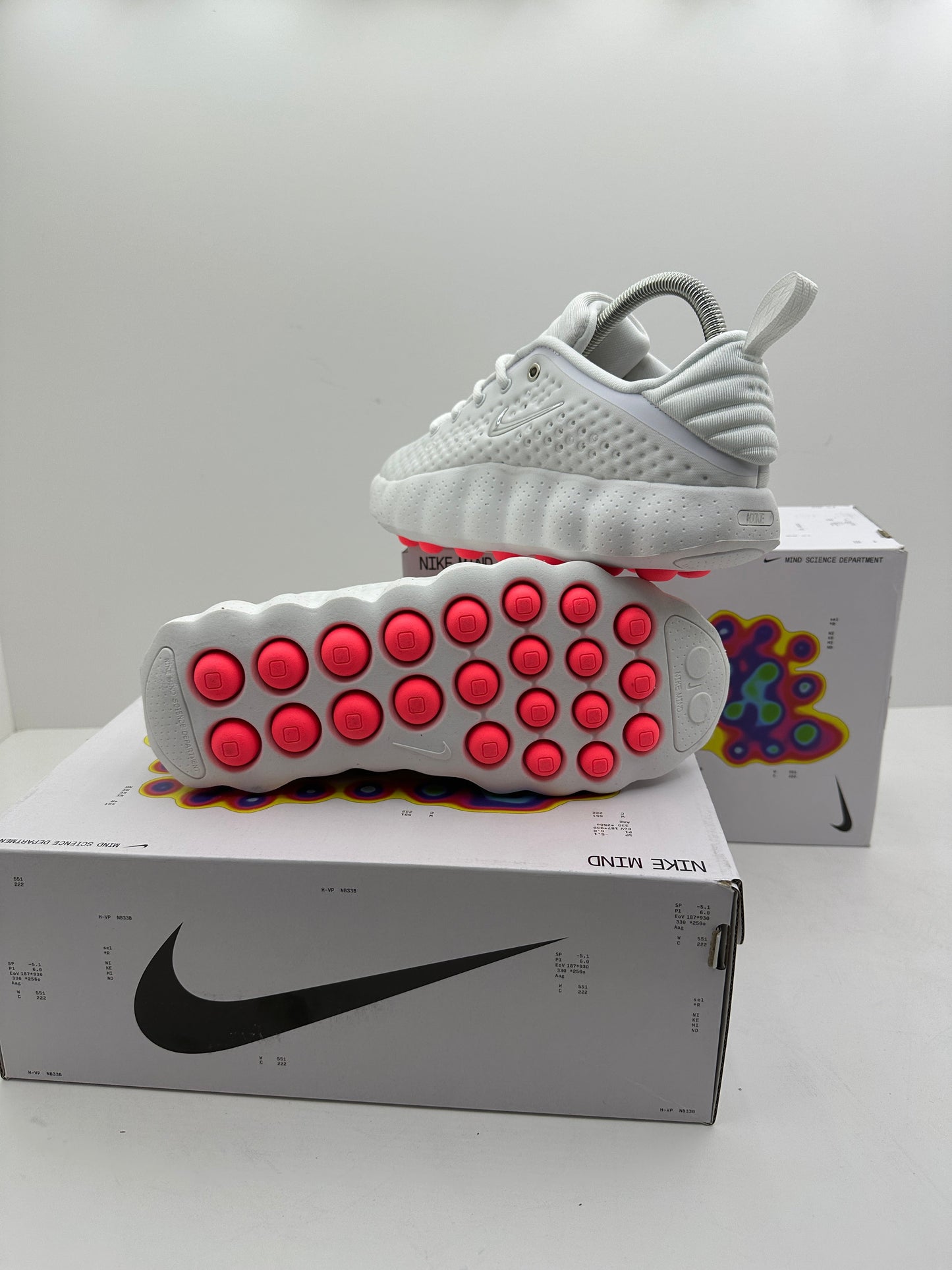 NIKE MIND ALL WHITE