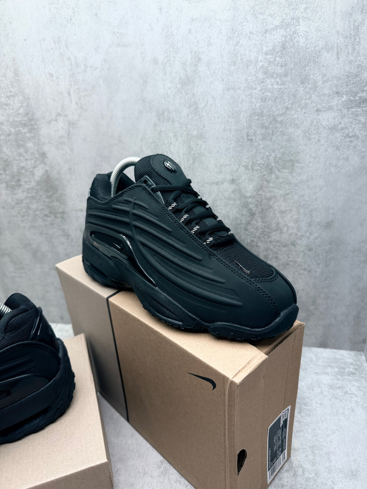 NIKE NOCTA HOT STEP ll