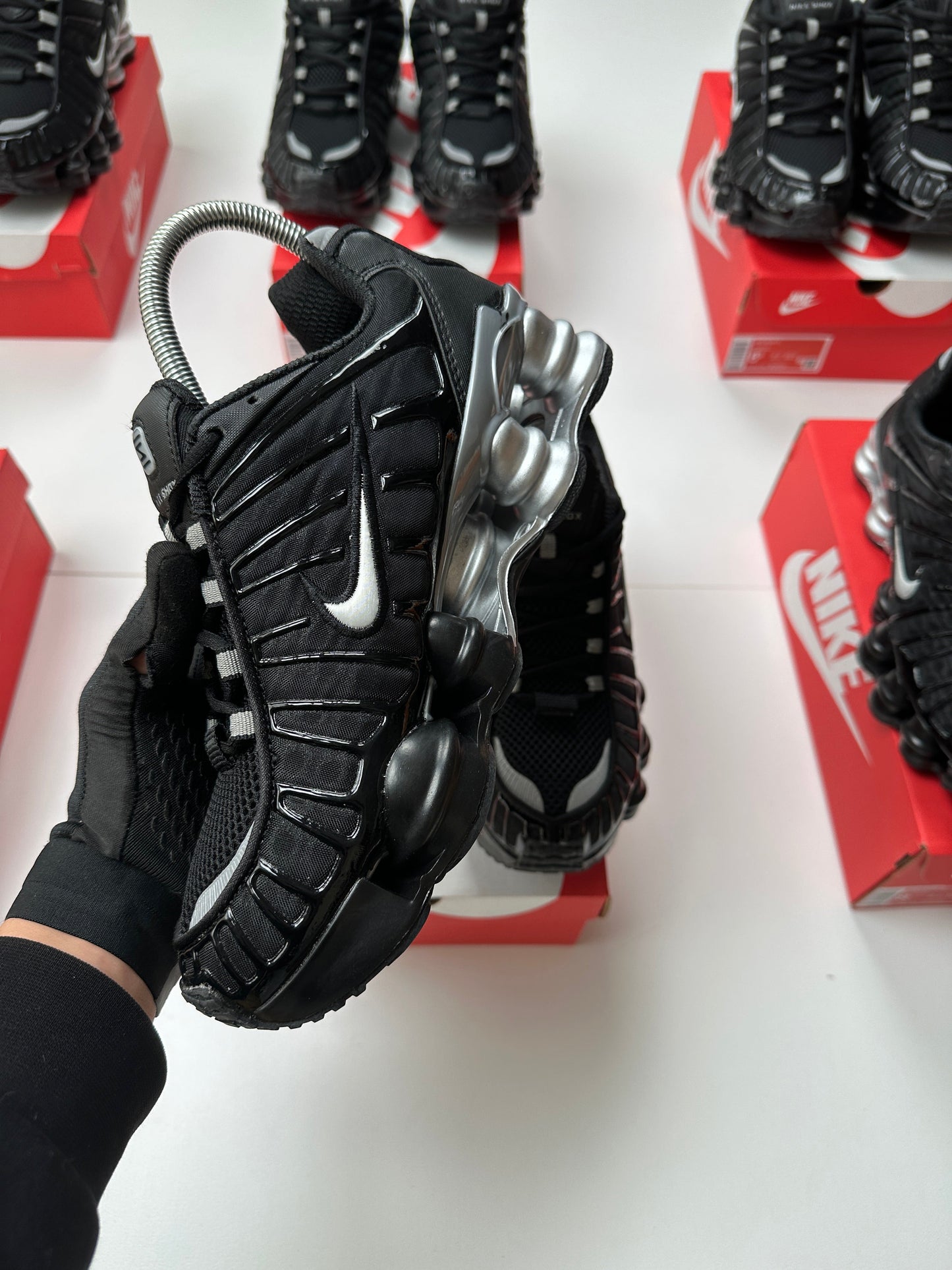 NIKE SHOX TL
