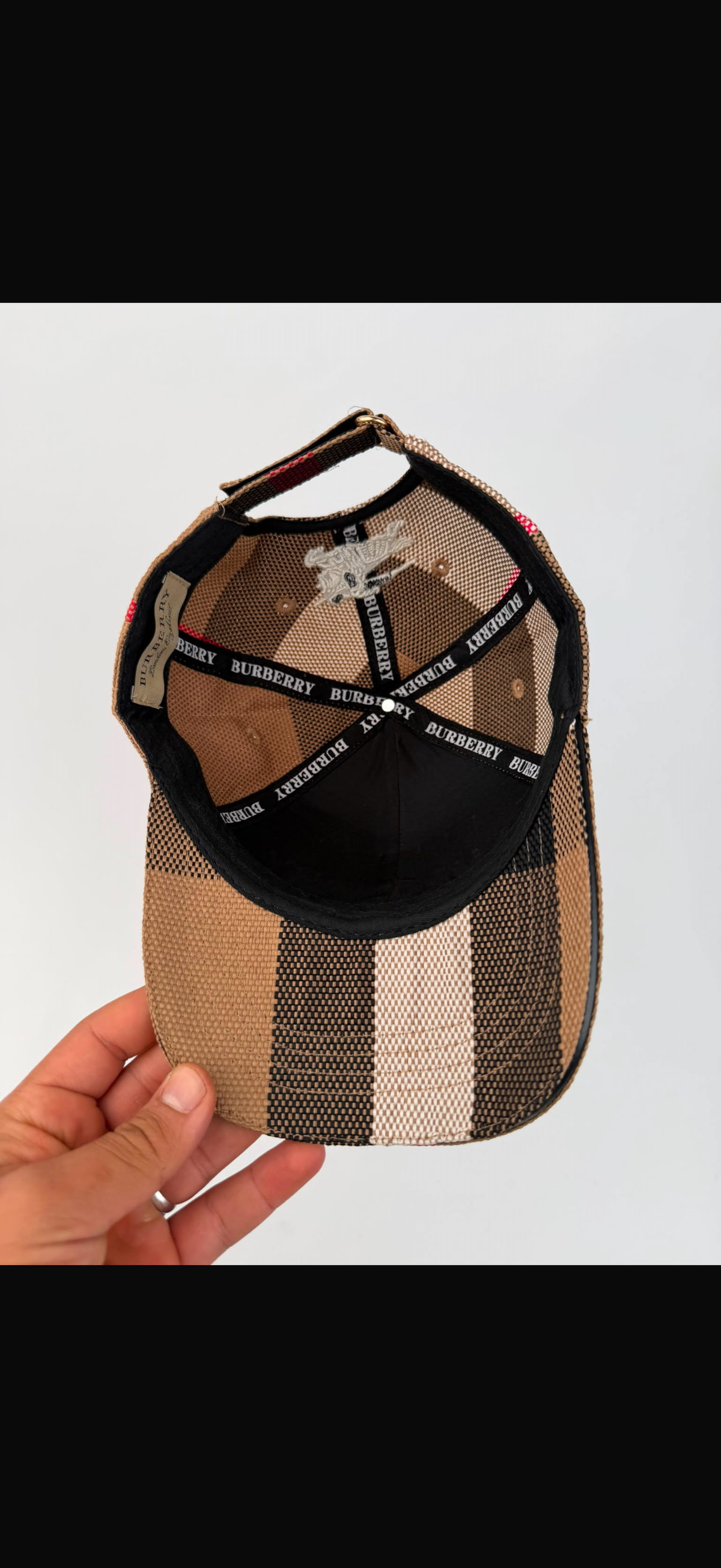GORRA BURBERRY EXAGGERATED