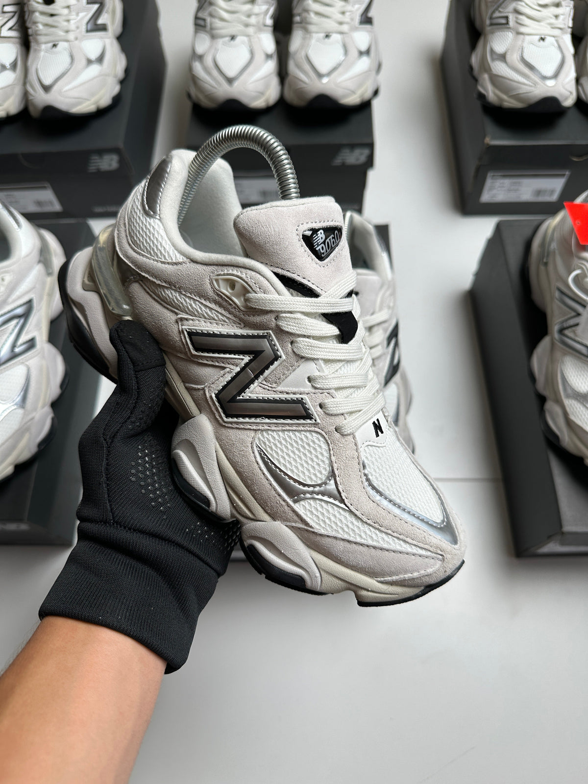NEW BALANCE 9060