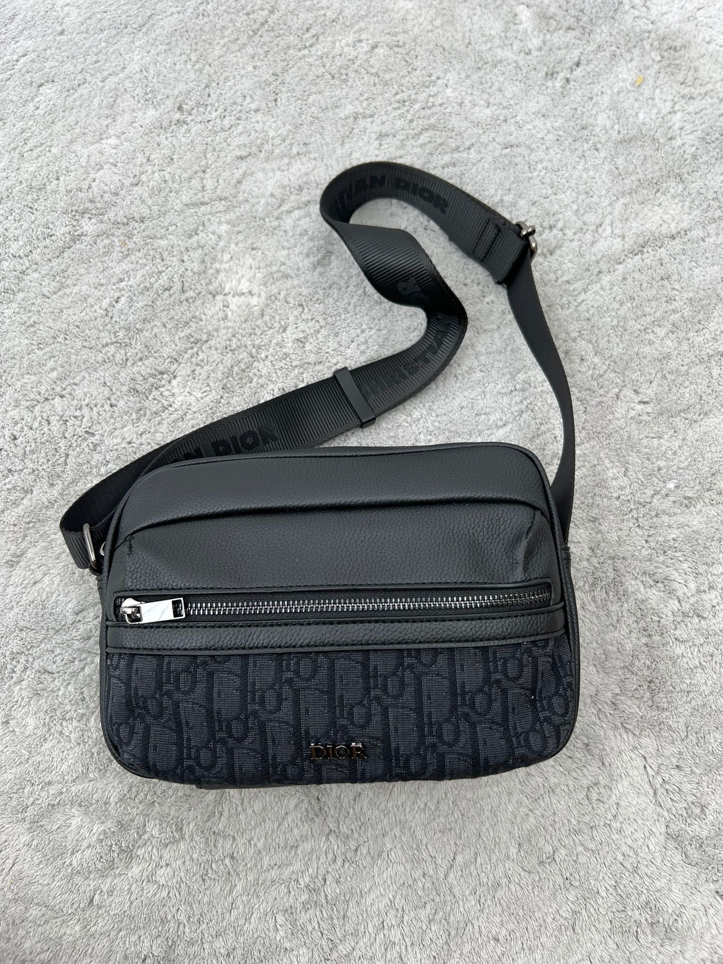 Bandolera Dior 2025