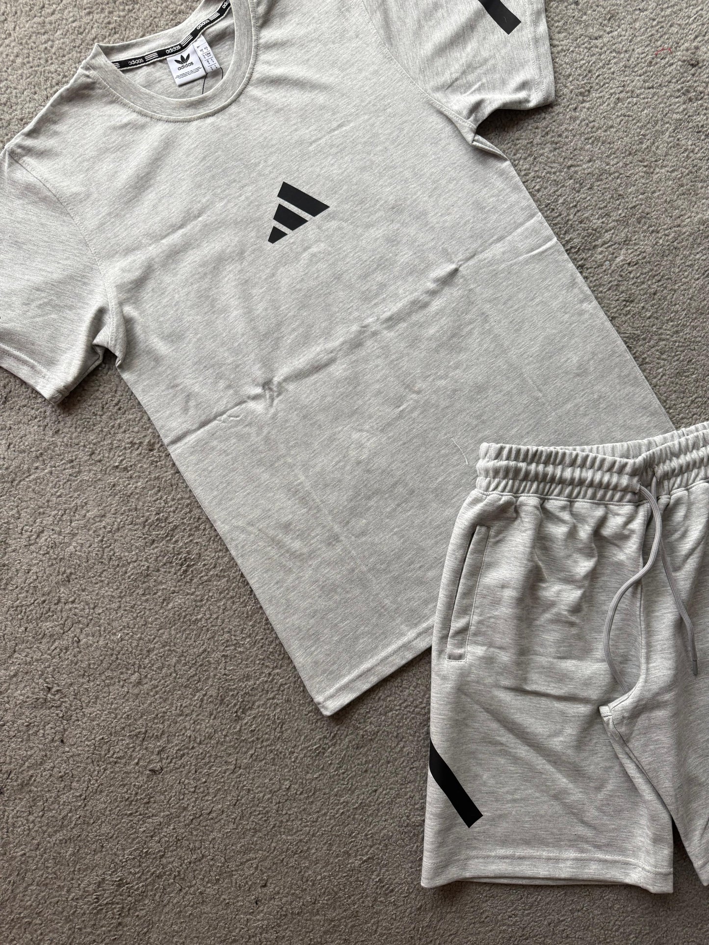 Conjunto Corto Adidas 2025