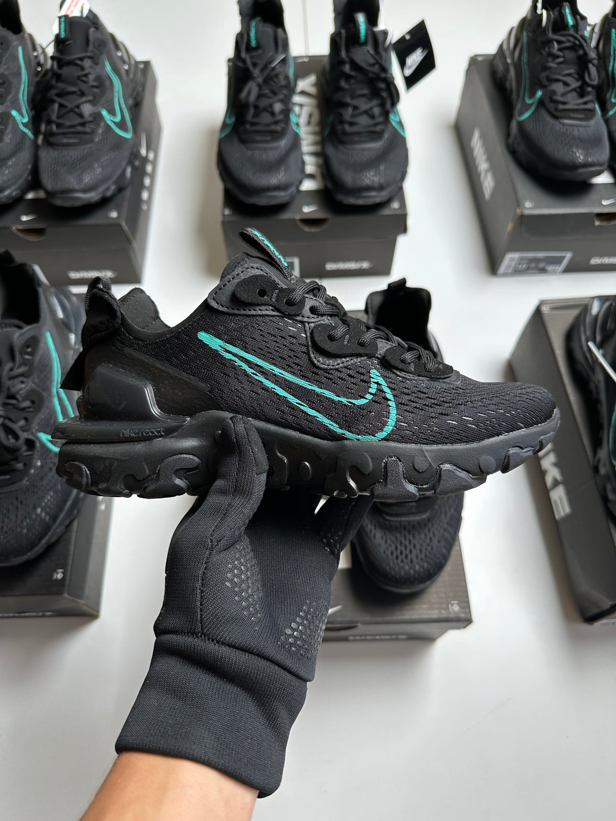 NIKE REACT VISION MX