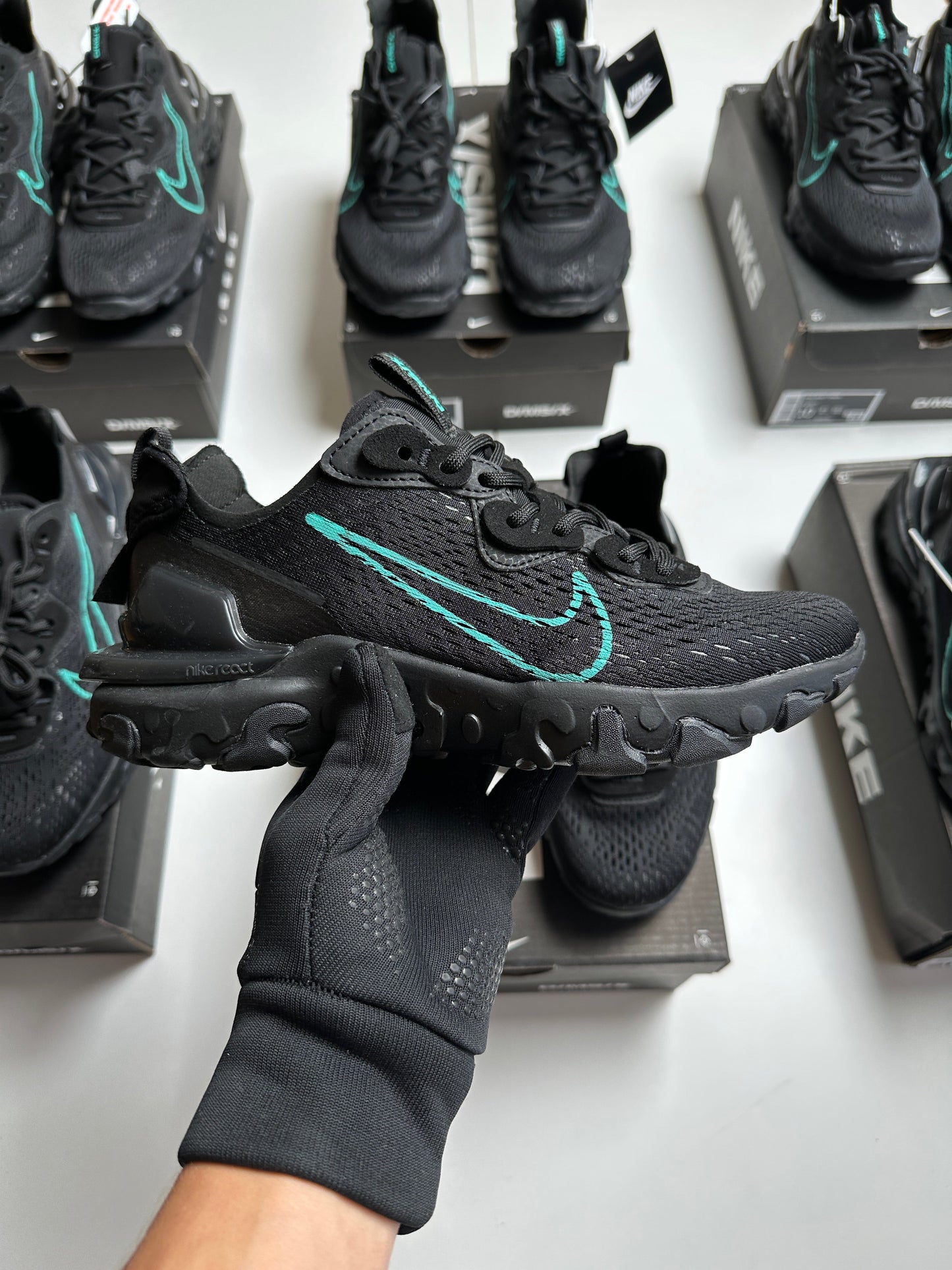 NIKE REACT VISION MX