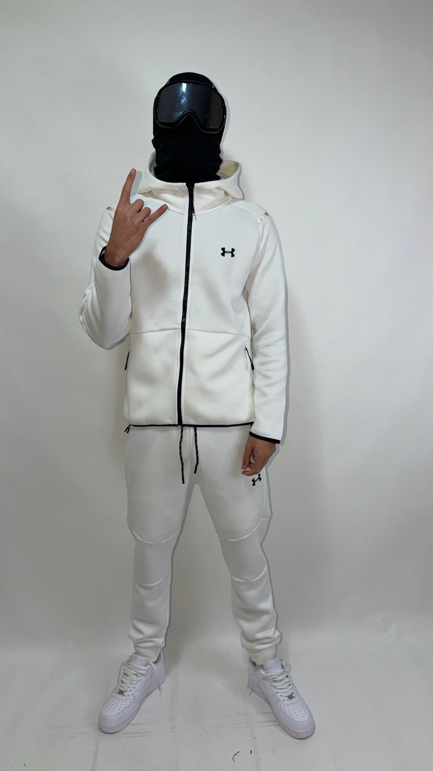 CHANDAL UNDER ARMOUR