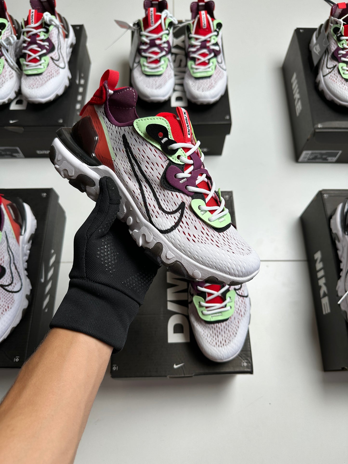 NIKE REACT VISION MX