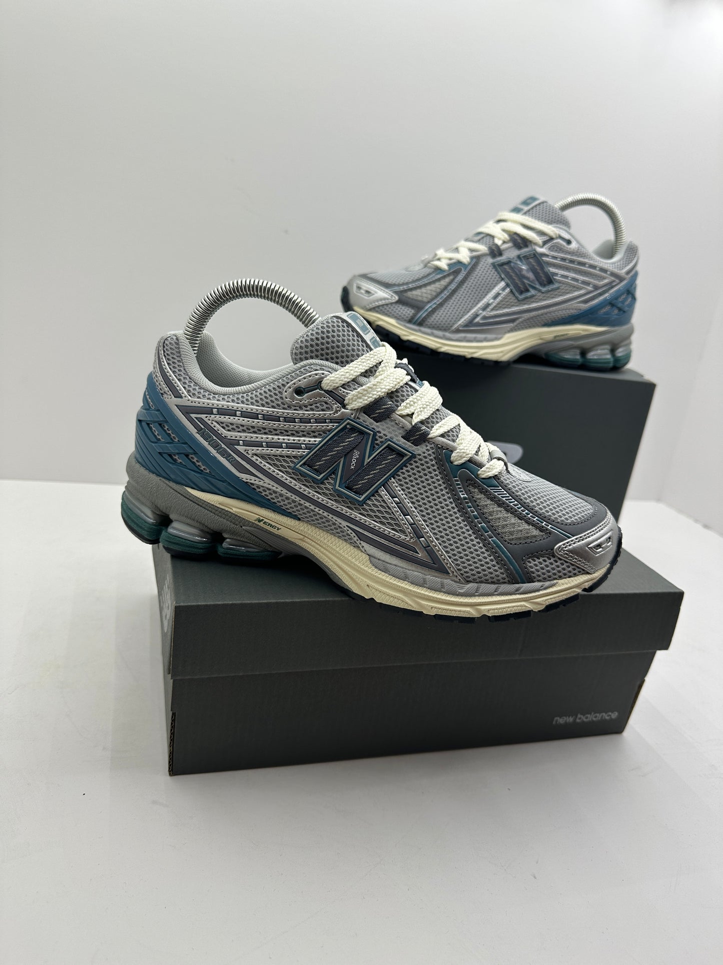 New Balance Grey & Blue