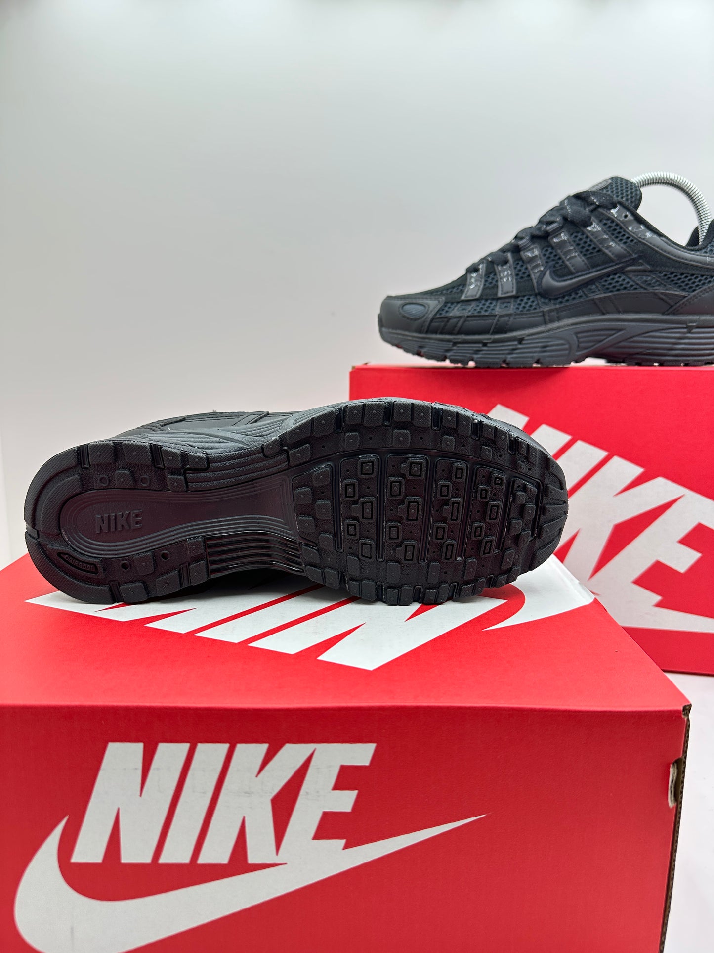 Zapatilla Nike P6000 All Black
