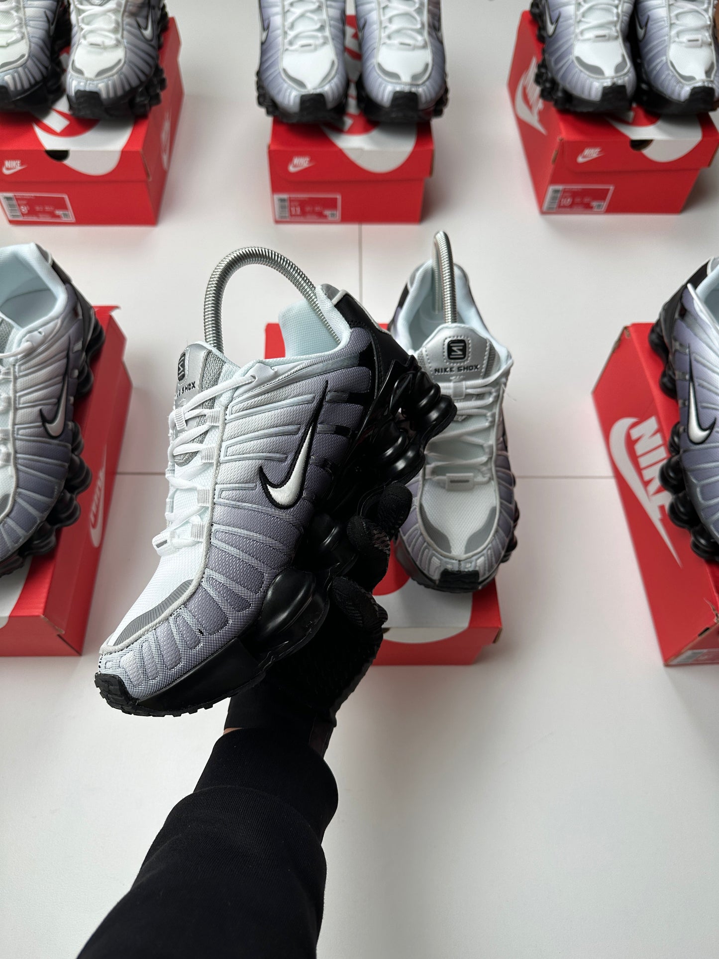 NIKE SHOX TL
