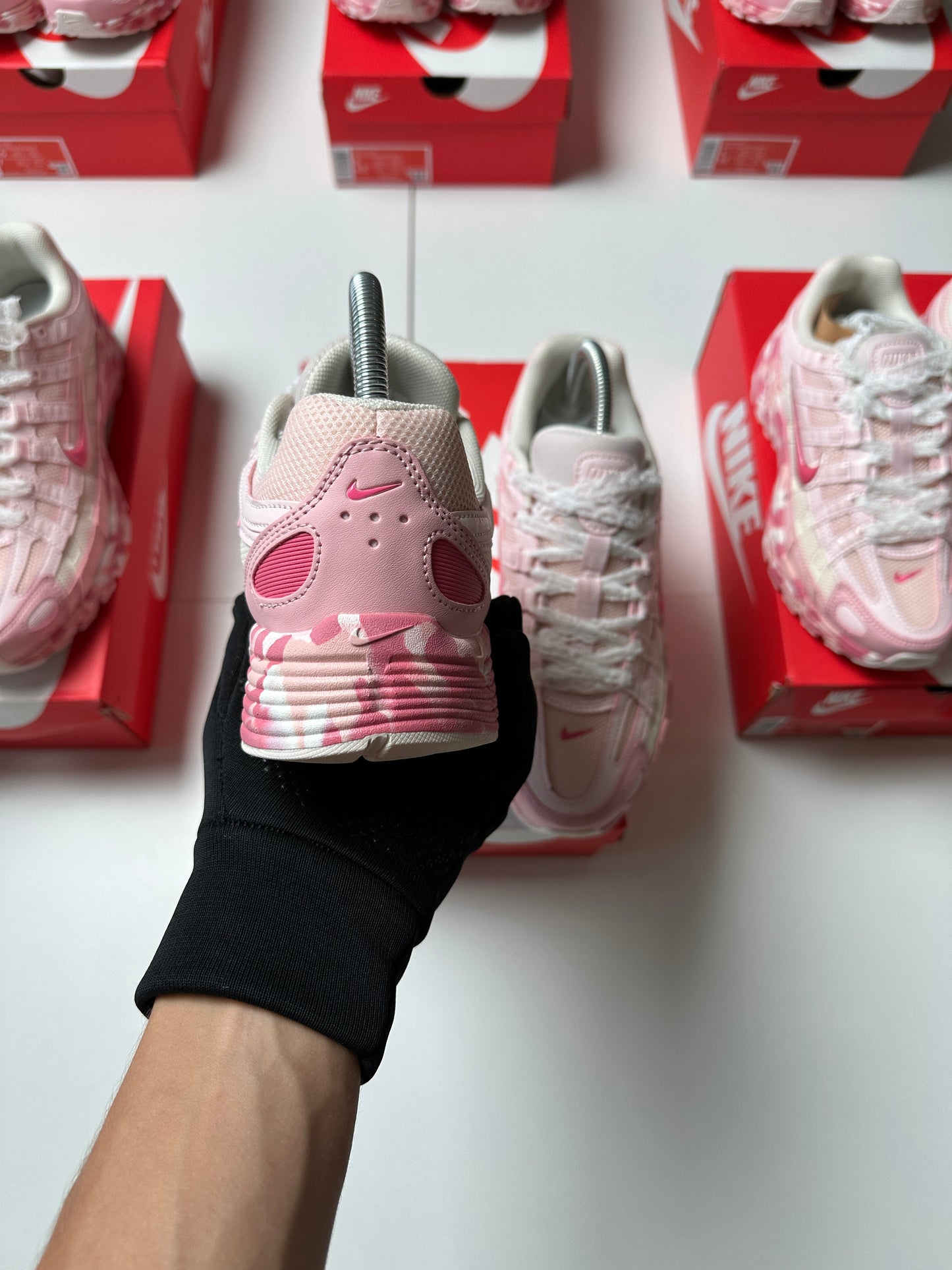 NIKE P6000 ALL PINK