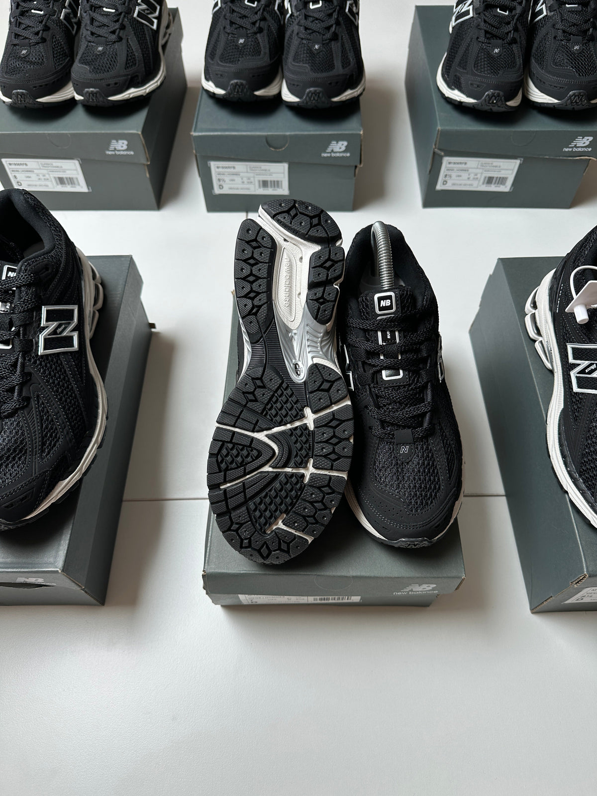 NEW BALANCE 1096R