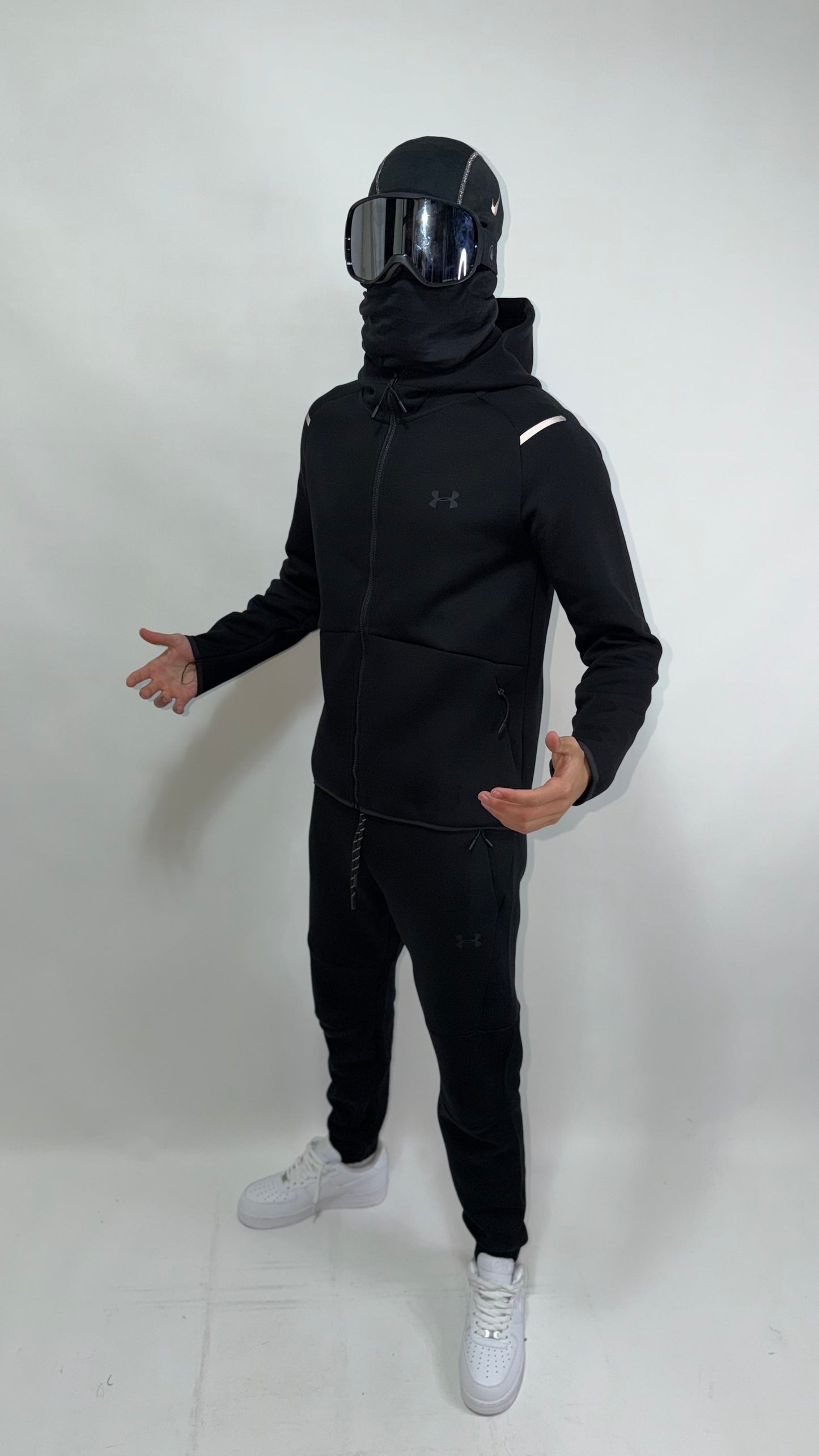 CHANDAL UNDER ARMOUR
