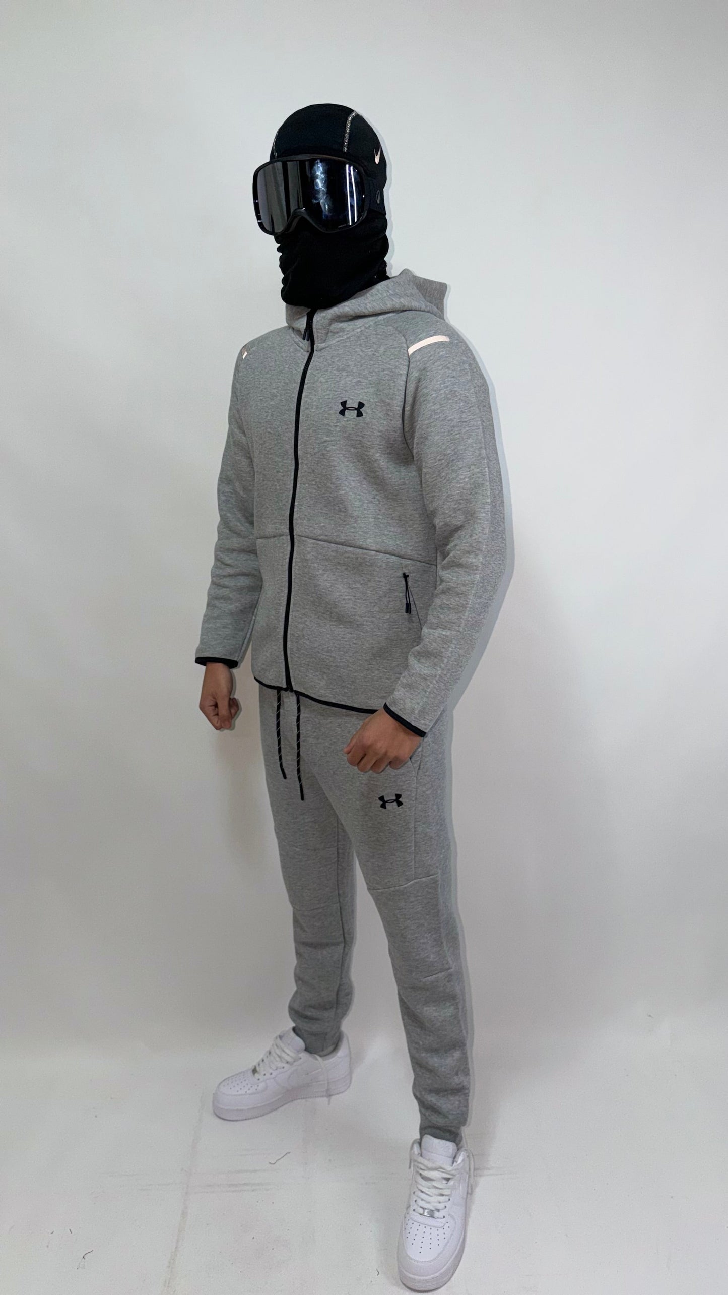 CHANDAL UNDER ARMOUR