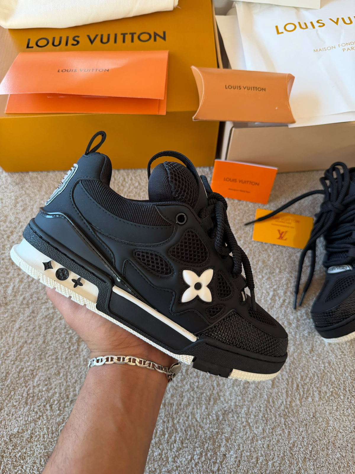 LOUIS VUITTON SKATE 🔥 MODELO NUEVO 🆕 HIGH COPY IDÉNTICO AL ORIGINAL ✅ LA MEJOR CALIDAD QUE HEMOS TRAÍDO ‼️ UNIDADES LIMITADAS 🥵