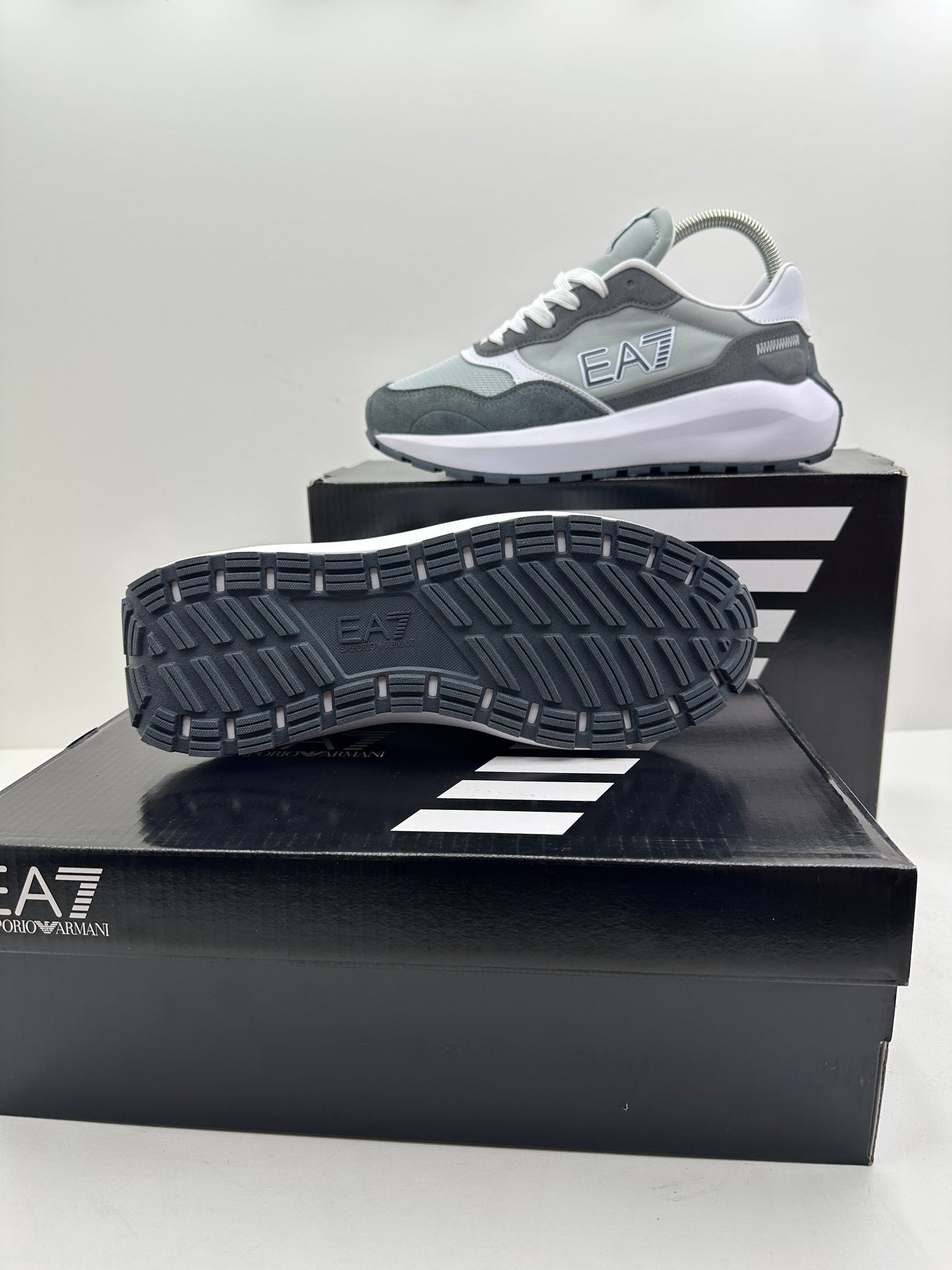 ZAPATILLAS EA7 GREY & WHITE