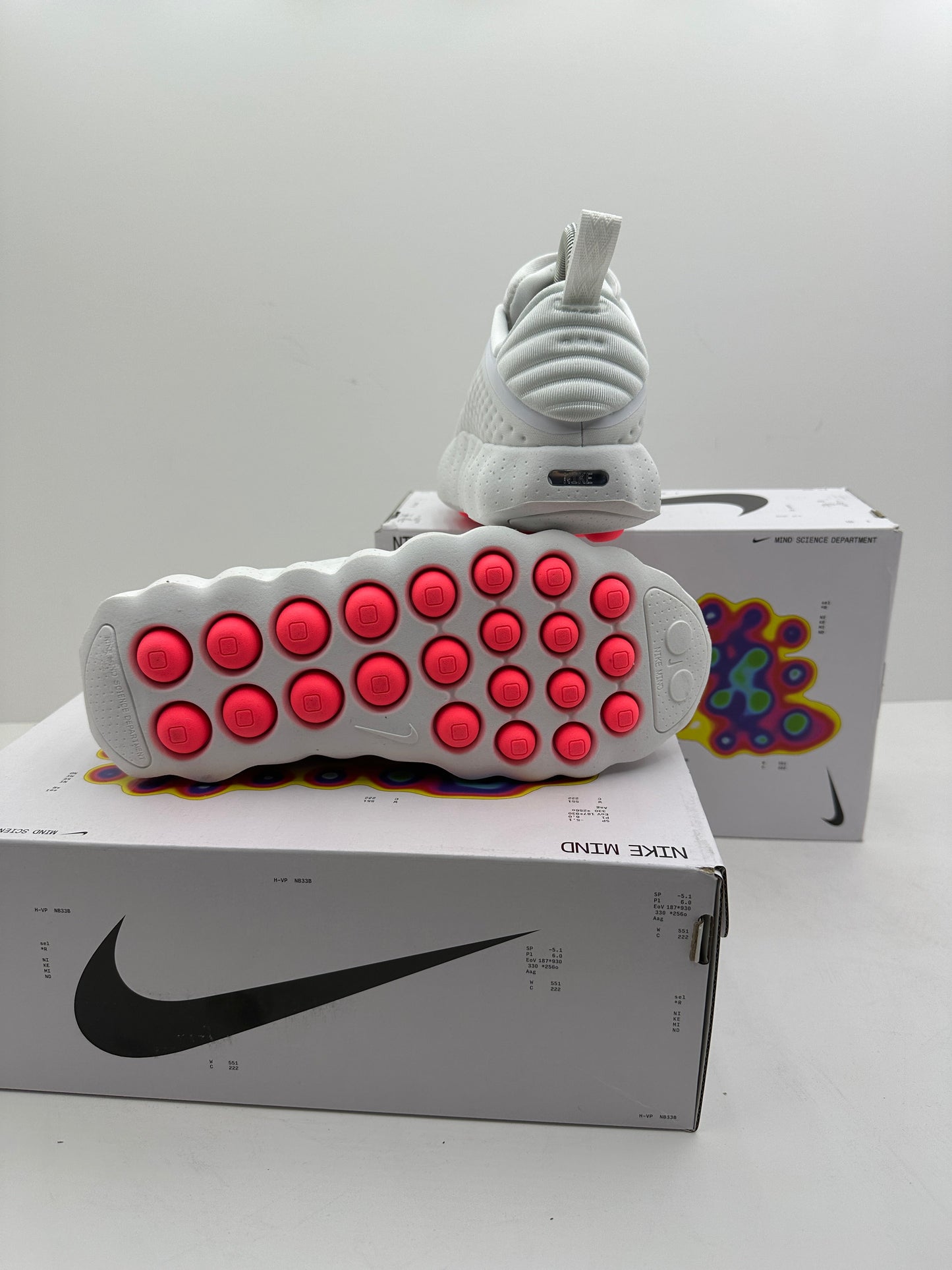 NIKE MIND ALL WHITE