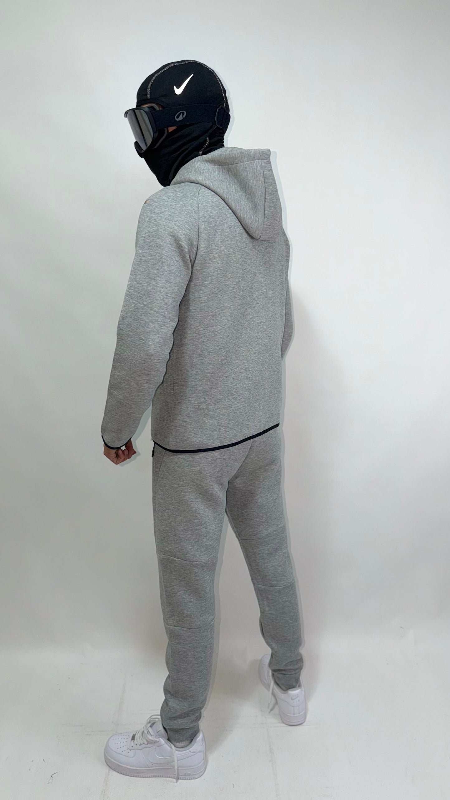 CHANDAL UNDER ARMOUR