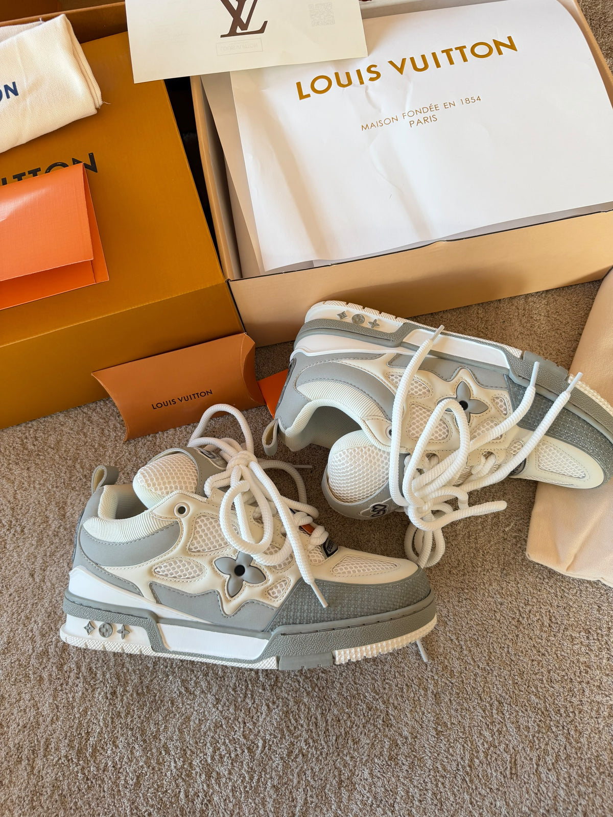 LOUIS VUITTON SKATE 🔥 MODELO NUEVO 🆕 HIGH COPY IDÉNTICO AL ORIGINAL ✅ LA MEJOR CALIDAD QUE HEMOS TRAÍDO ‼️ UNIDADES LIMITADAS 🥵