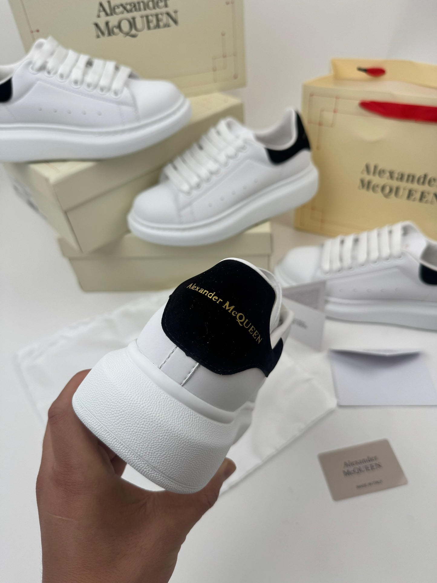ALEXANDER MCQUEEN