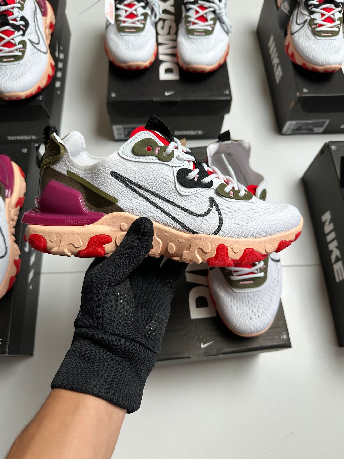 NIKE REACT VISION MX