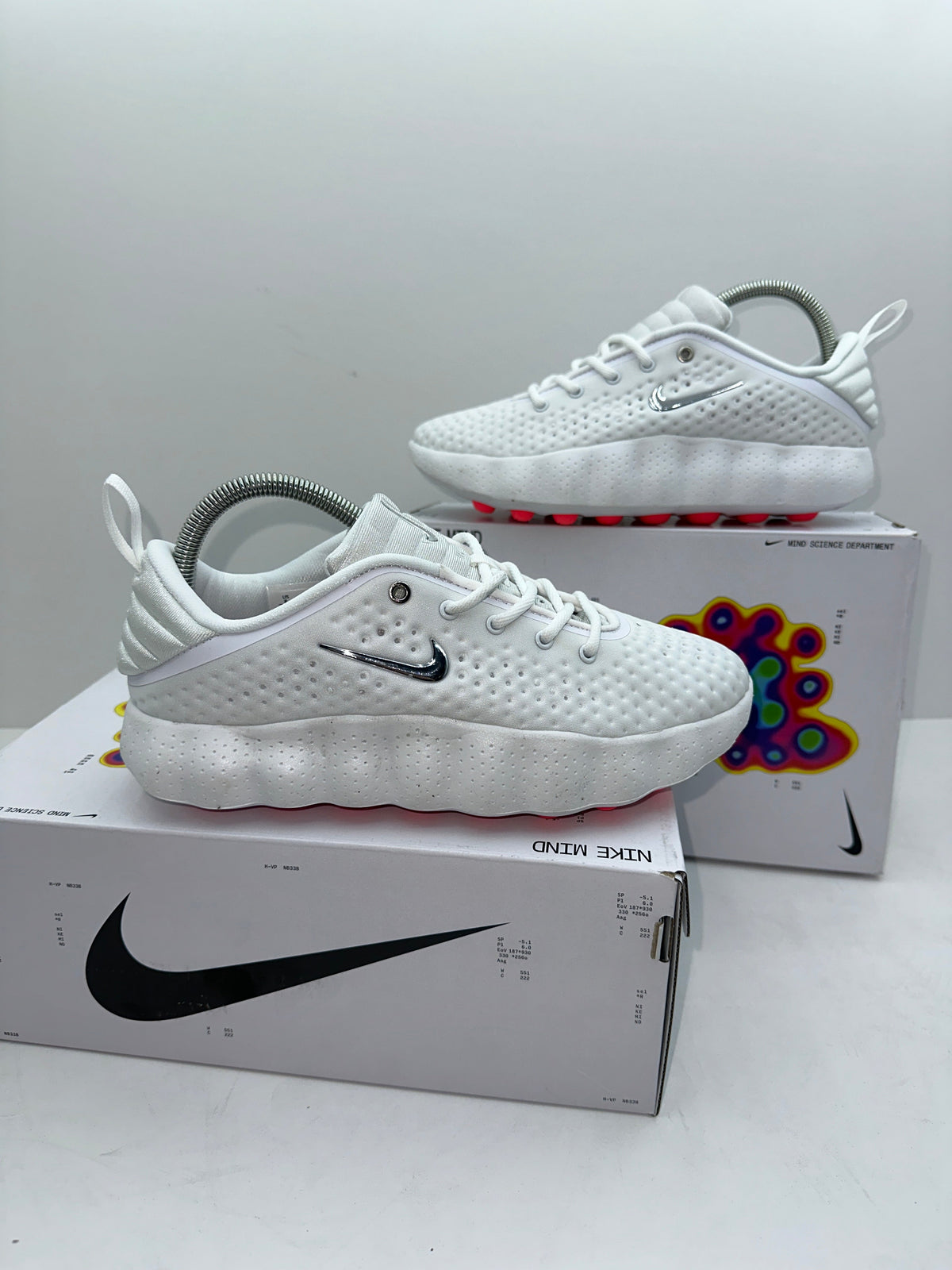 NIKE MIND ALL WHITE