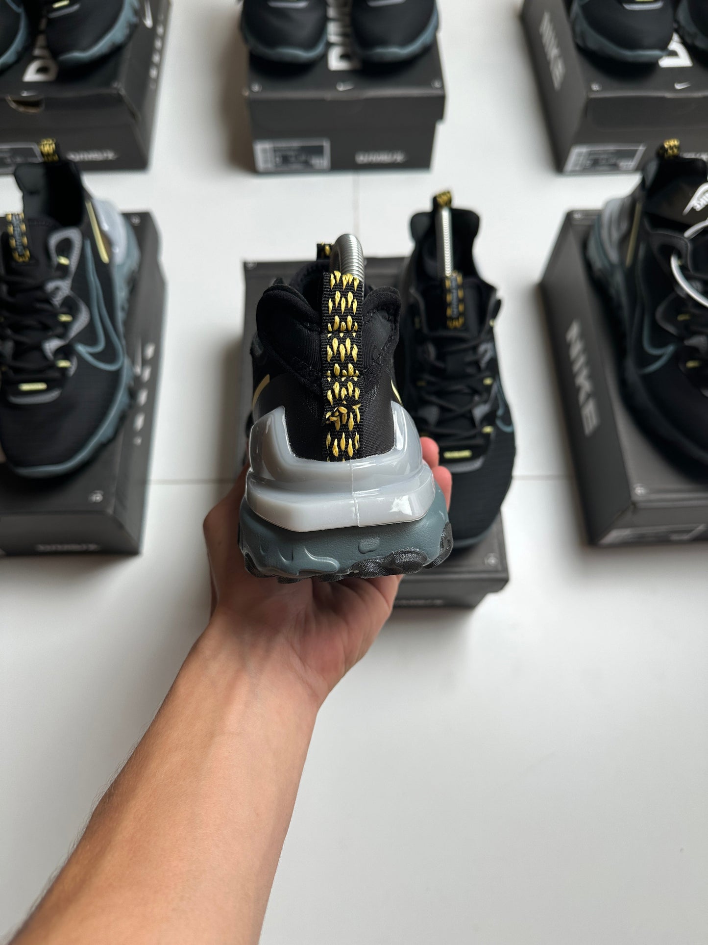 NIKE REACT VISION MX
