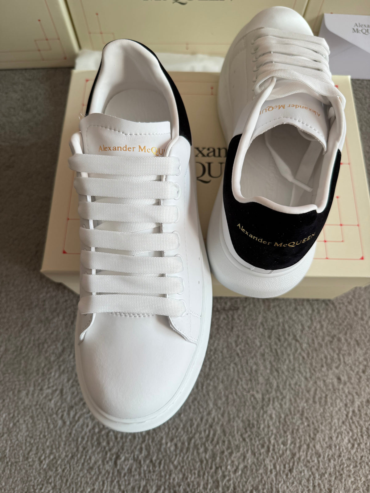 ALEXANDER MCQUEEN