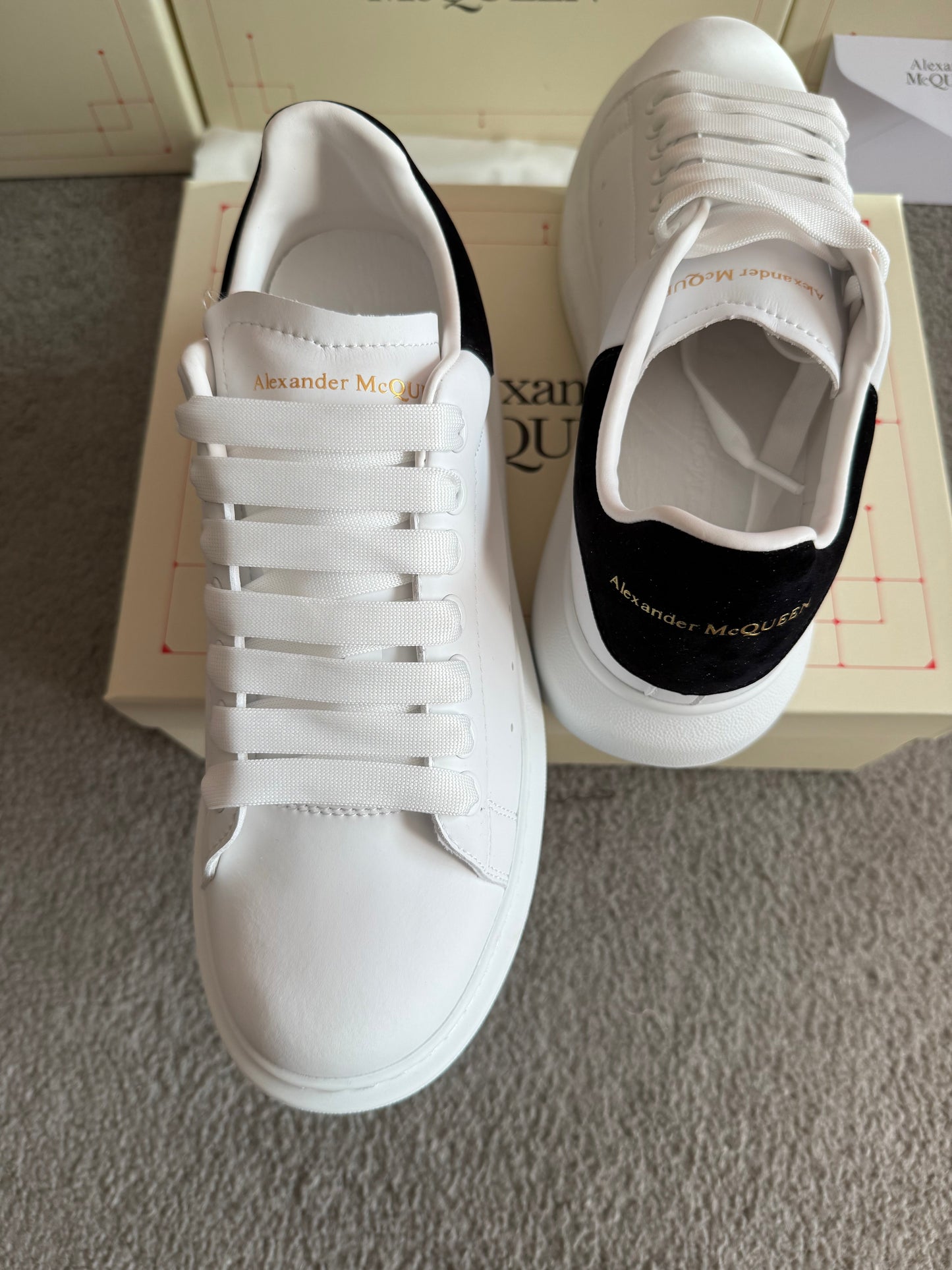 ALEXANDER MCQUEEN