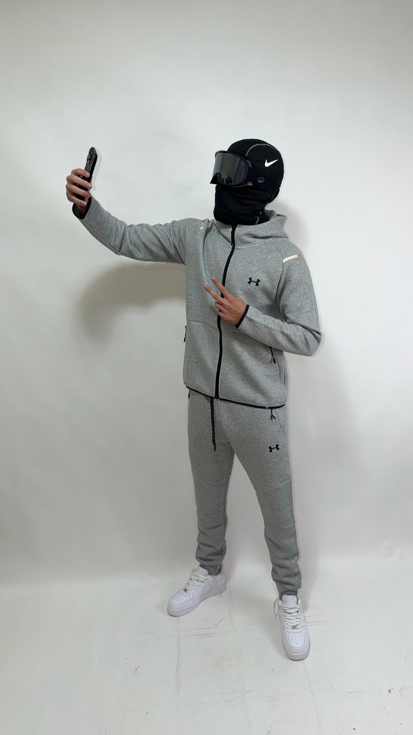 CHANDAL UNDER ARMOUR