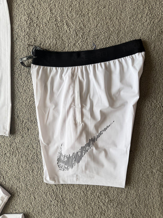 Conjunto Corto Nike 2025