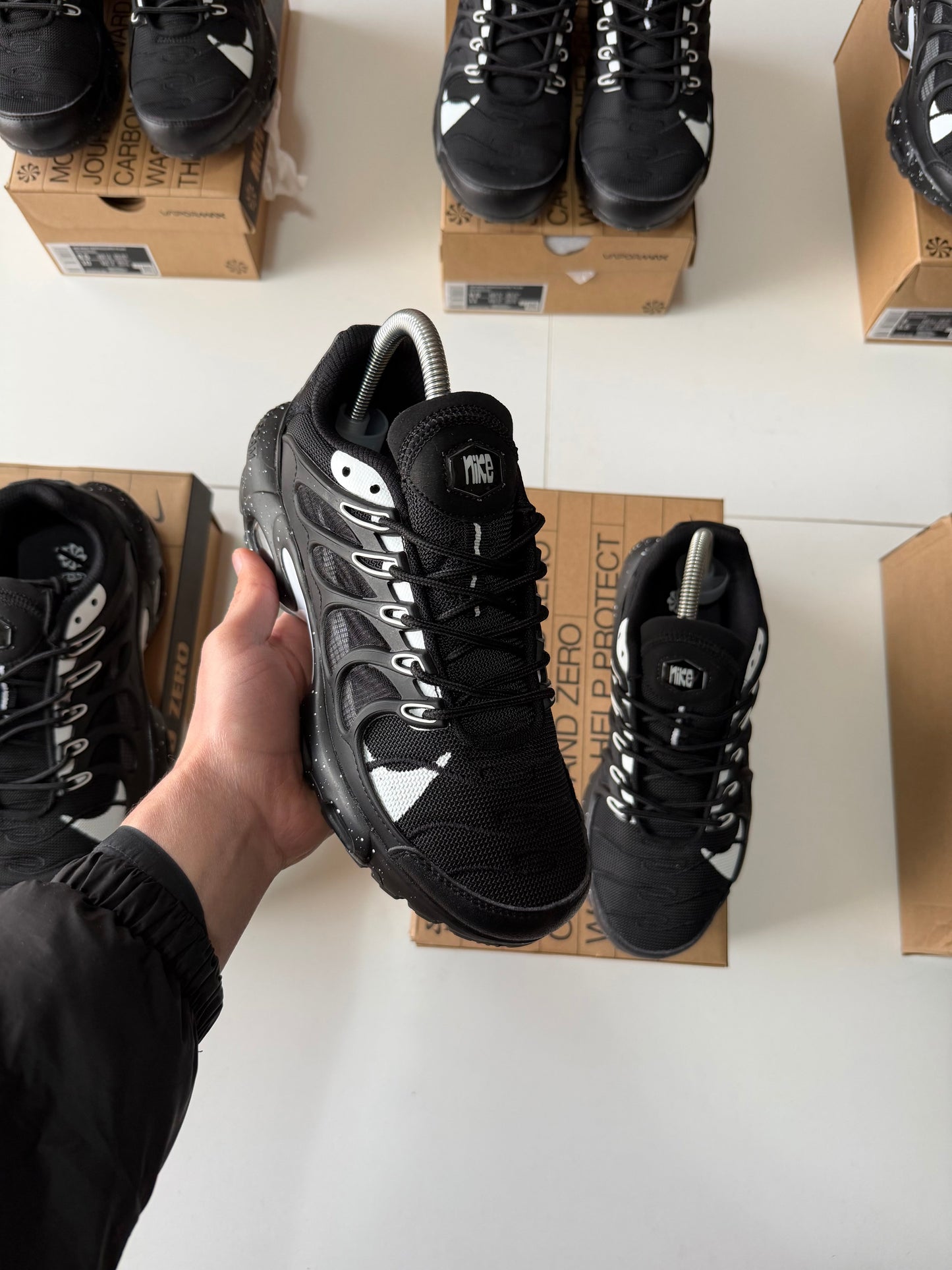 NIKE TERRASCAPE BLACK WHITE
