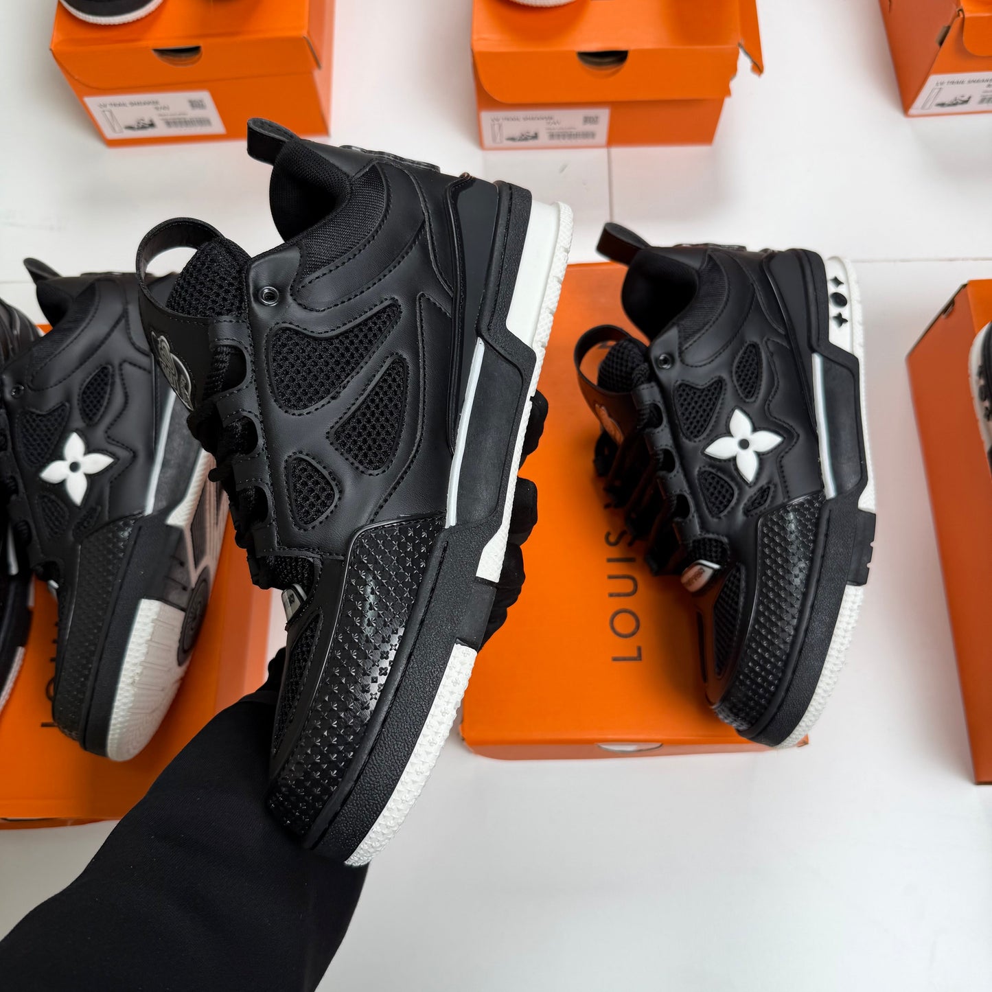 LOUIS VUITTON SKATE