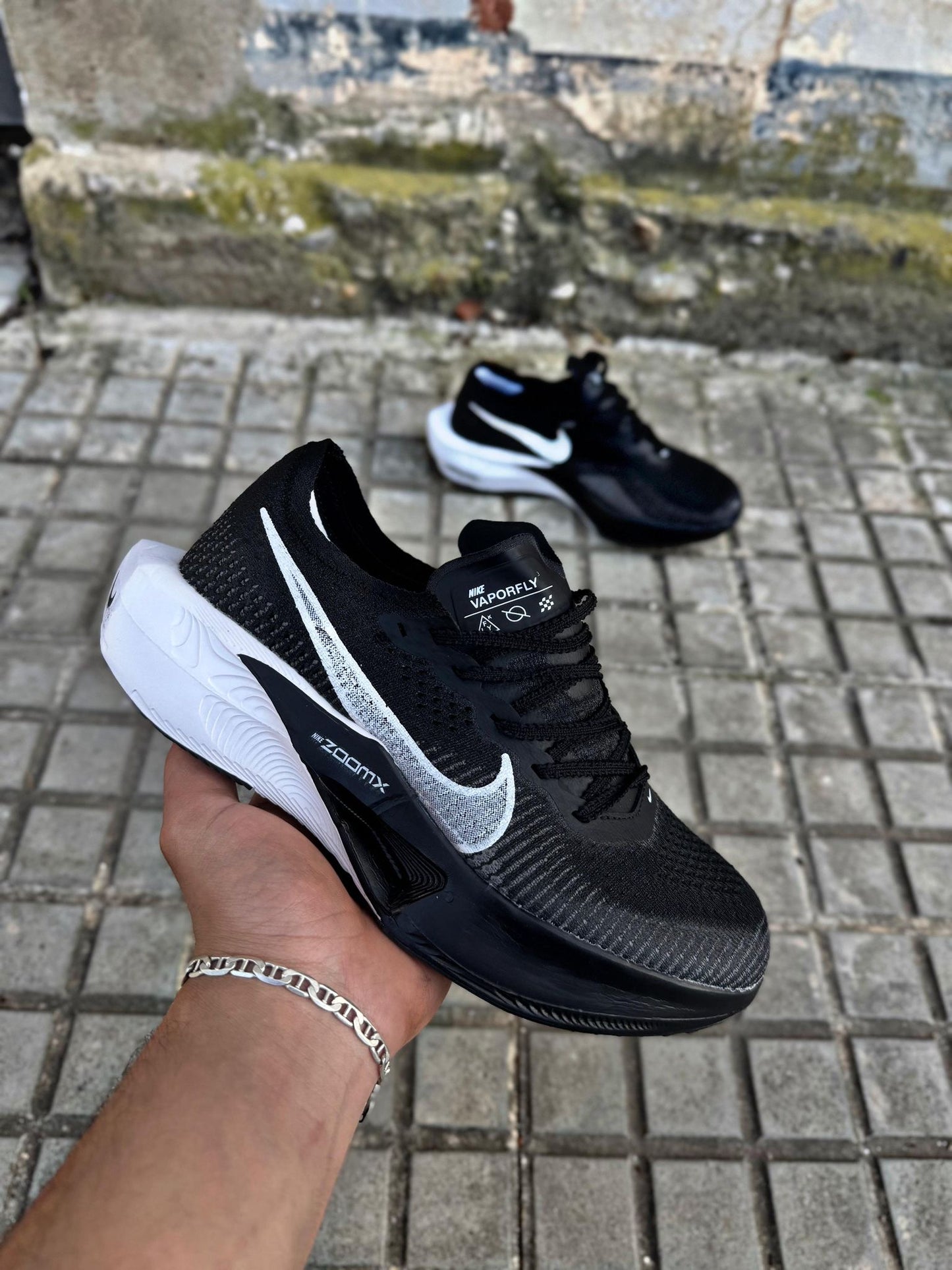 NIKE ZOOM X VAPORFLY