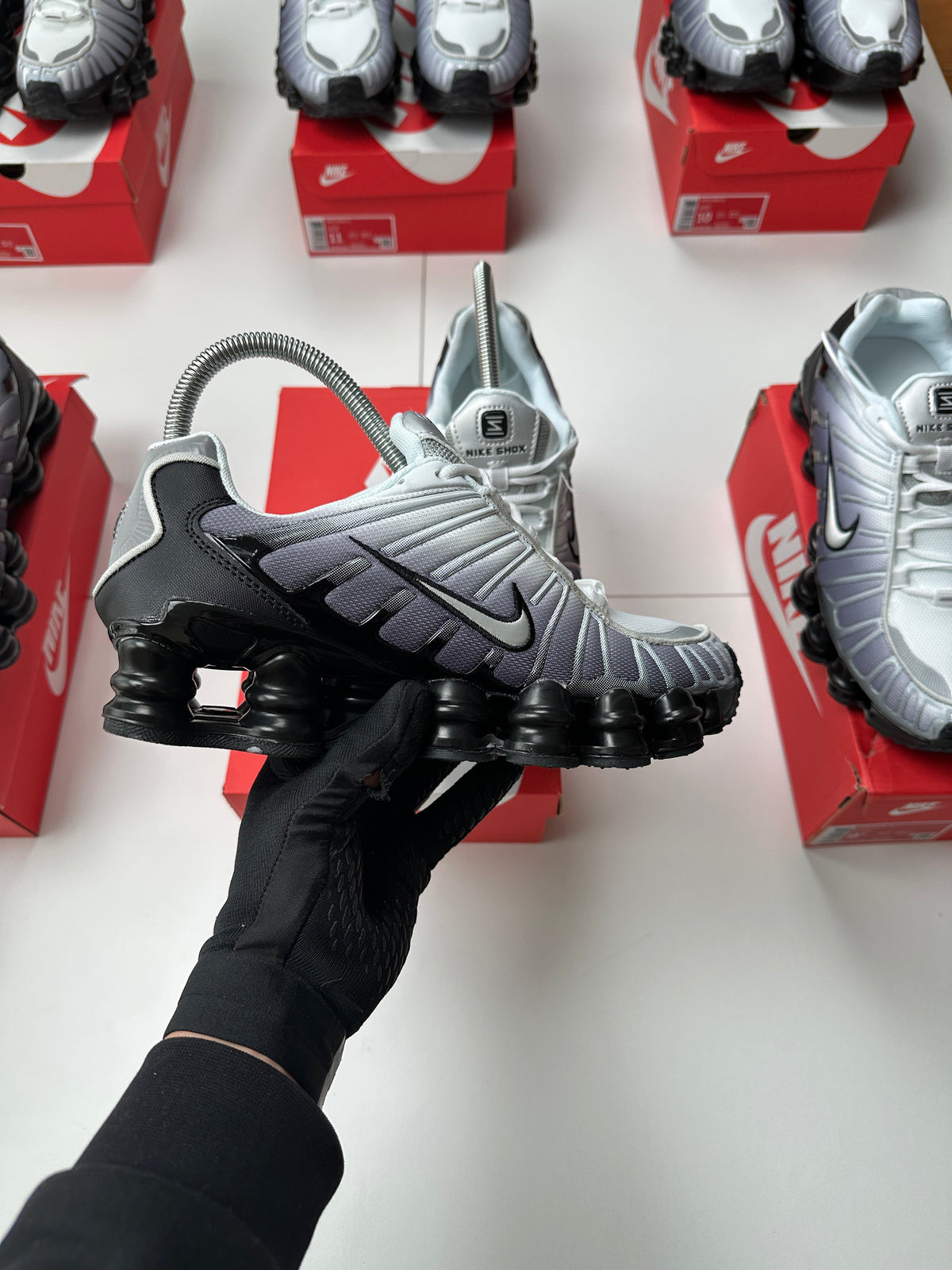 NIKE SHOX TL