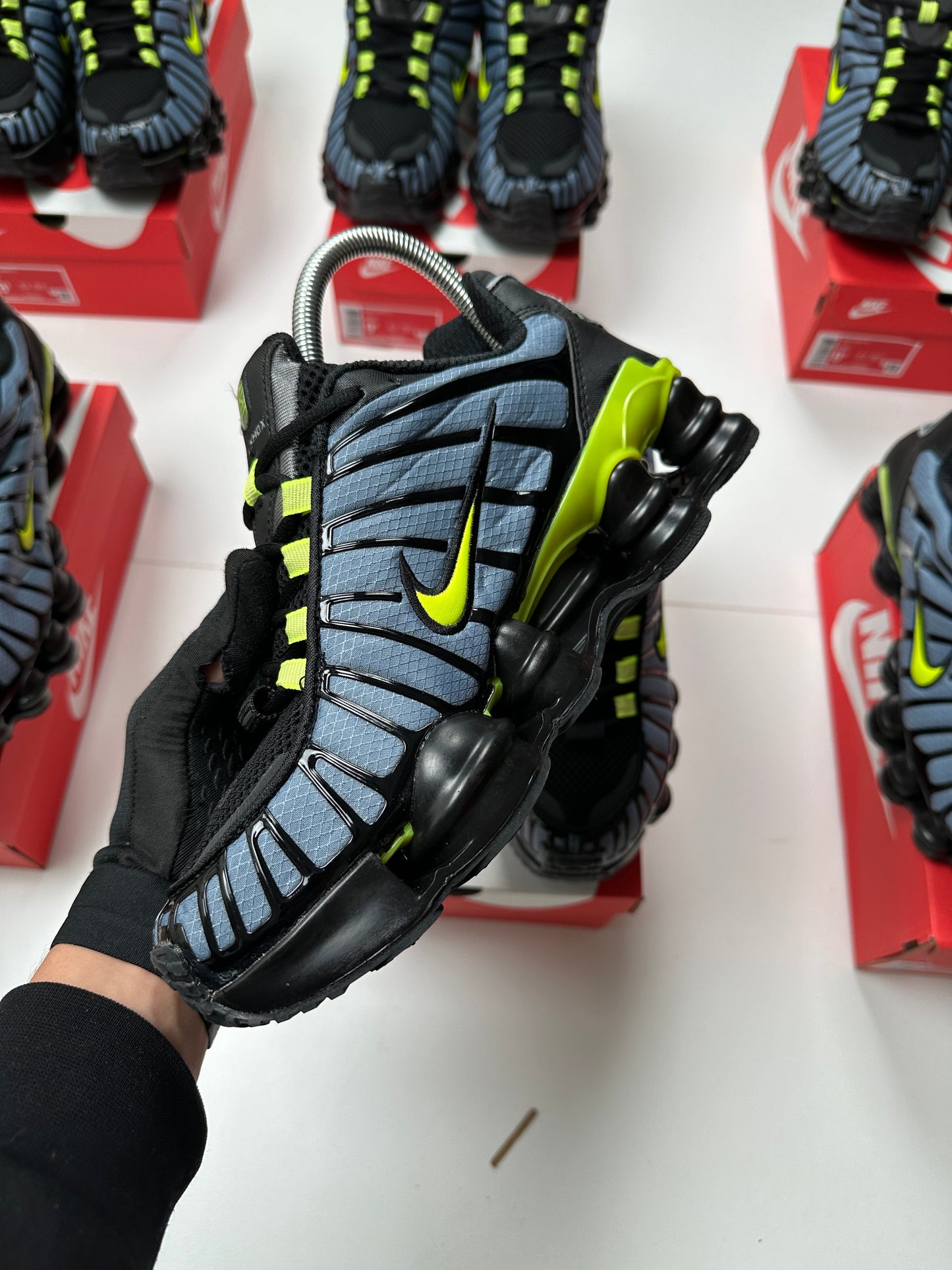 NIKE SHOX TL