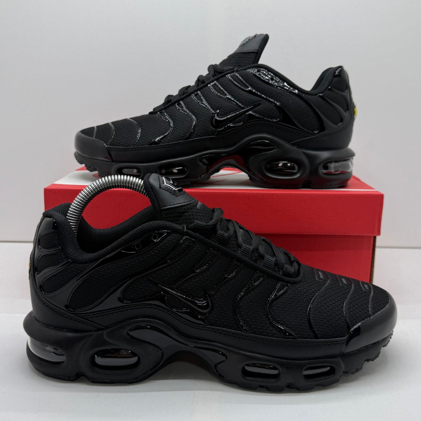NIKE TN ALL BLACK
